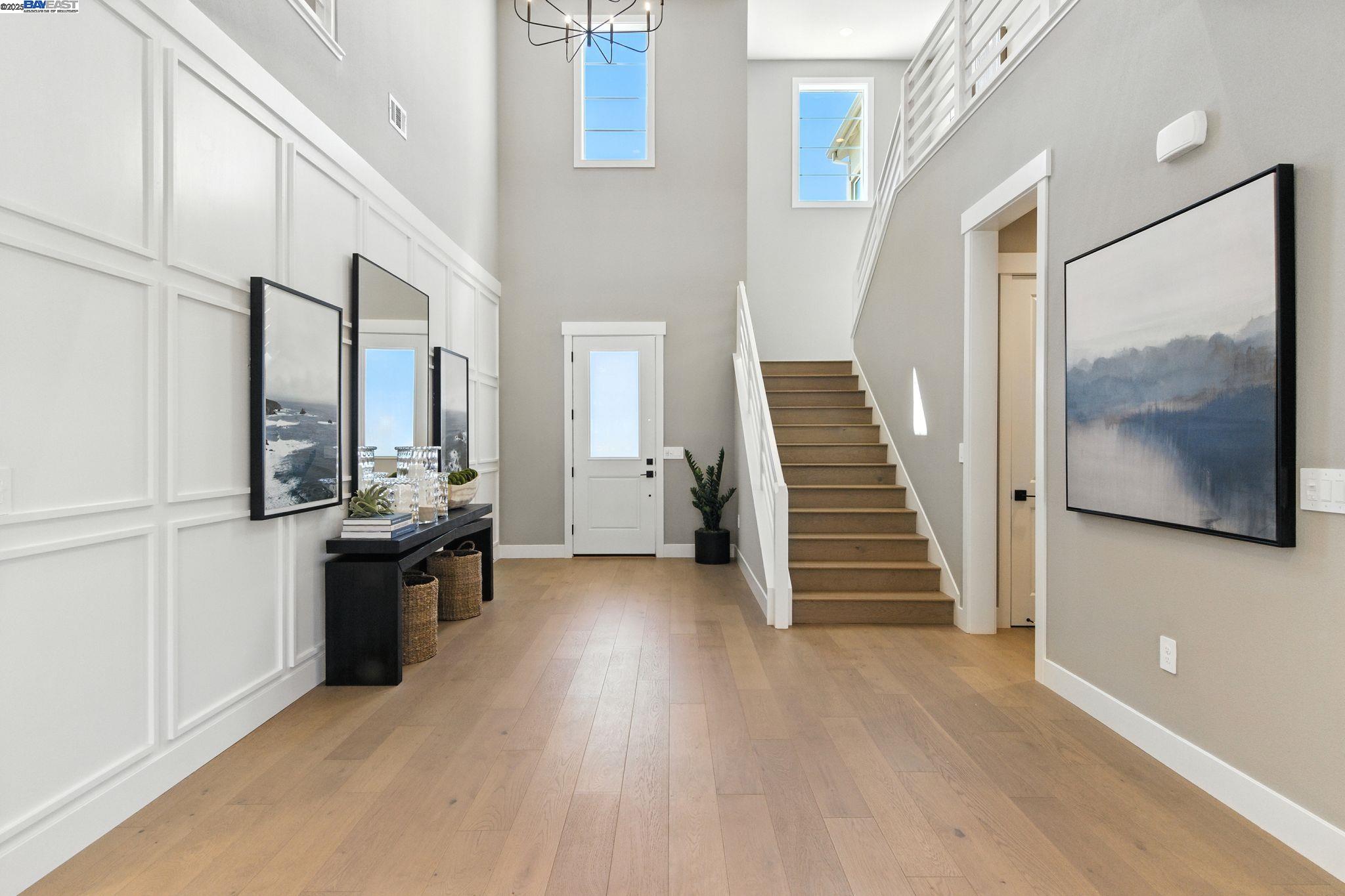 Detail Gallery Image 5 of 60 For 1691 S Wren Street, Dublin,  CA 94568 - 5 Beds | 5/1 Baths
