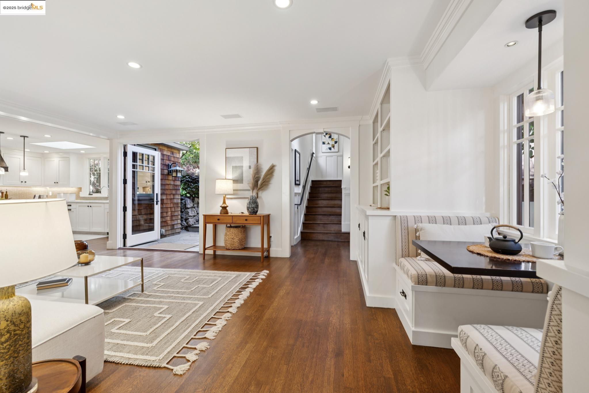 Detail Gallery Image 15 of 58 For 38 Bonita Ave., Piedmont,  CA 94611 - 4 Beds | 3/1 Baths