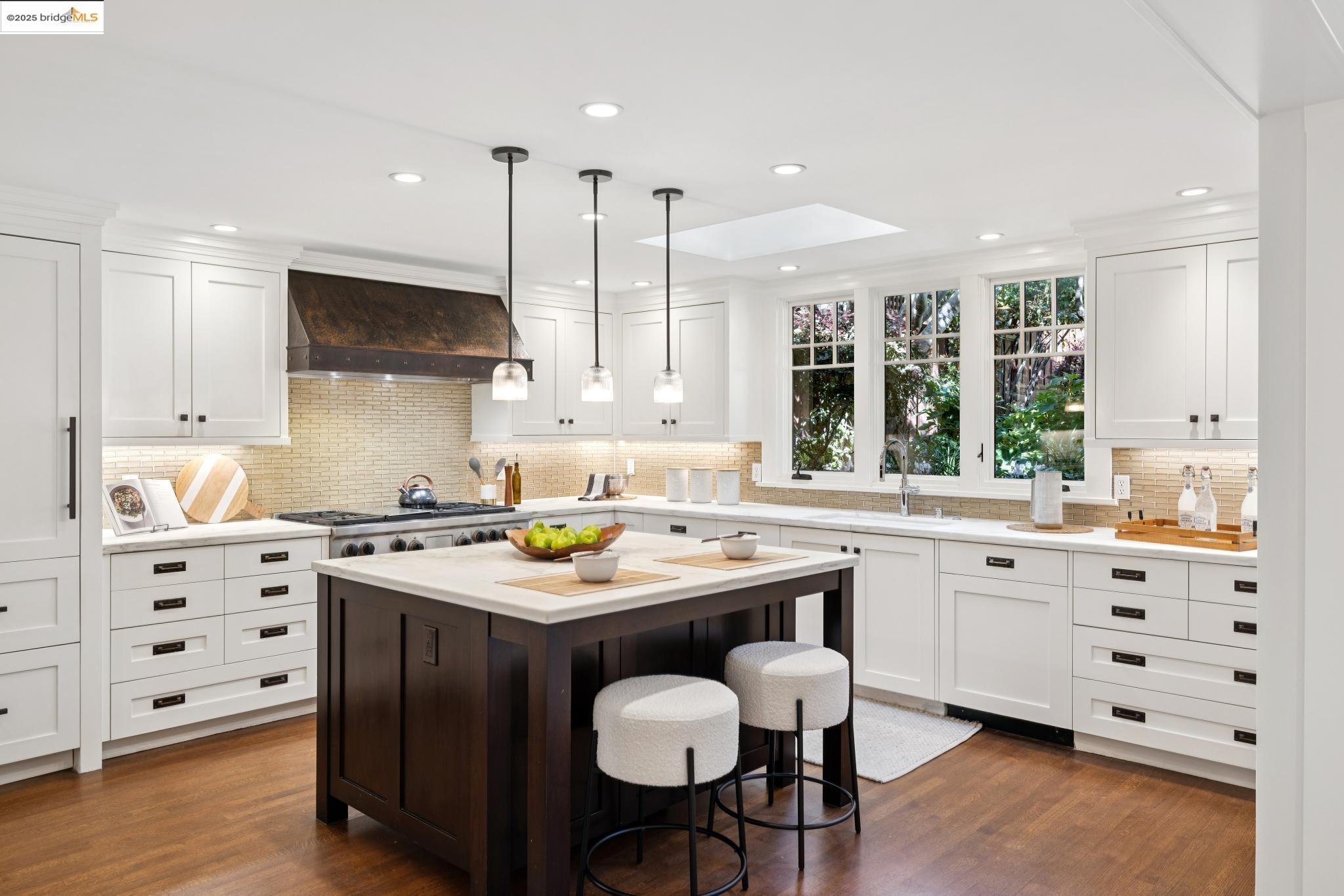 Detail Gallery Image 20 of 58 For 38 Bonita Ave., Piedmont,  CA 94611 - 4 Beds | 3/1 Baths