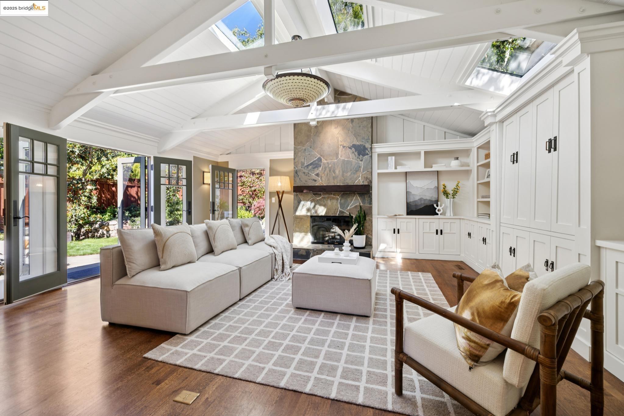 Detail Gallery Image 32 of 58 For 38 Bonita Ave., Piedmont,  CA 94611 - 4 Beds | 3/1 Baths