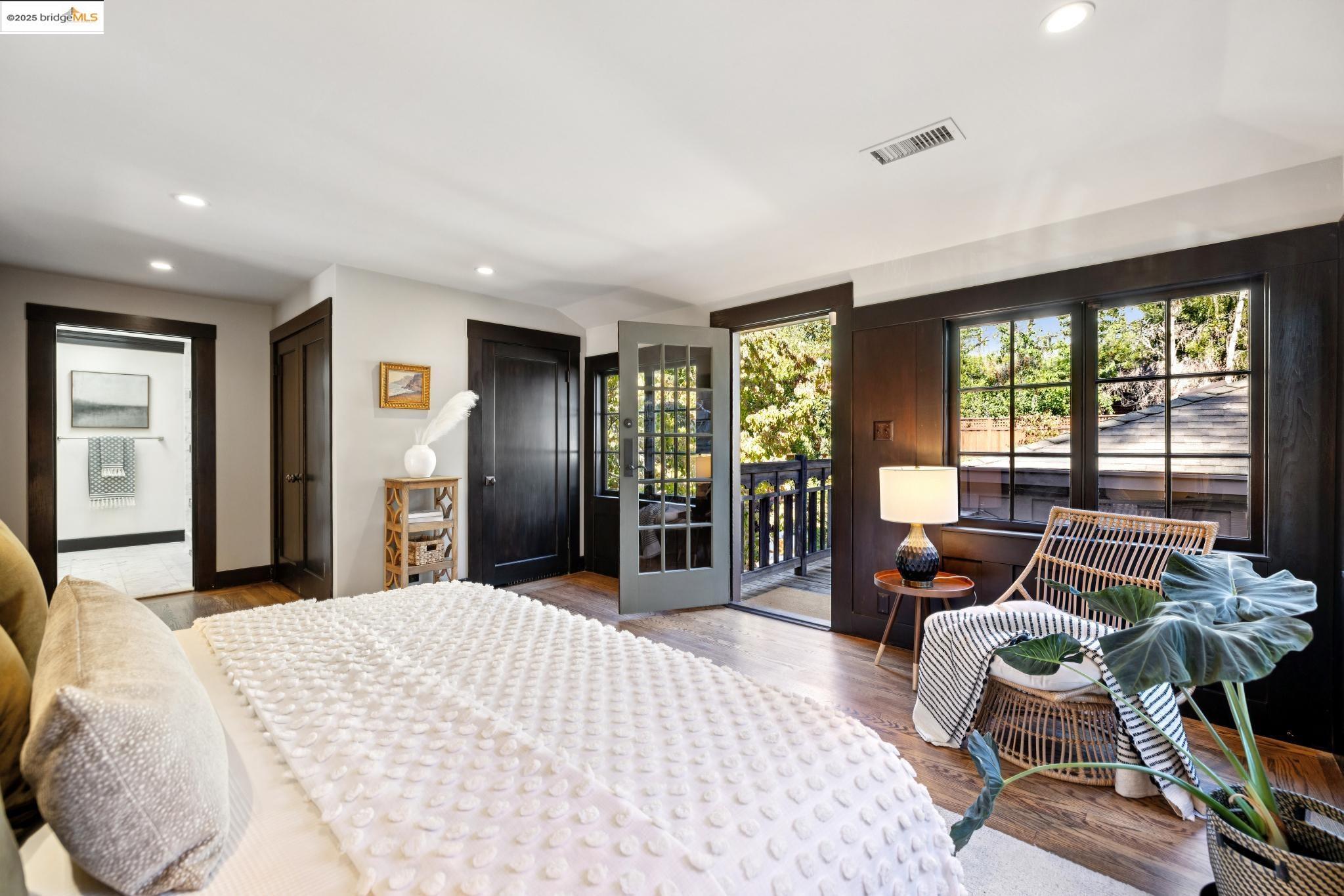 Detail Gallery Image 42 of 58 For 38 Bonita Ave., Piedmont,  CA 94611 - 4 Beds | 3/1 Baths