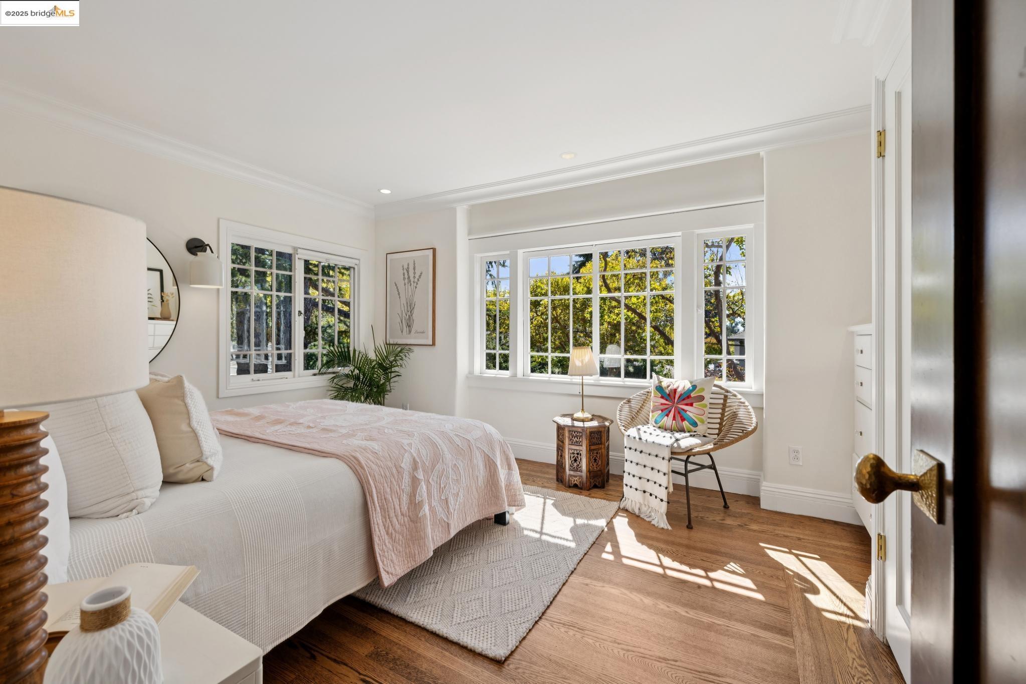 Detail Gallery Image 45 of 58 For 38 Bonita Ave., Piedmont,  CA 94611 - 4 Beds | 3/1 Baths