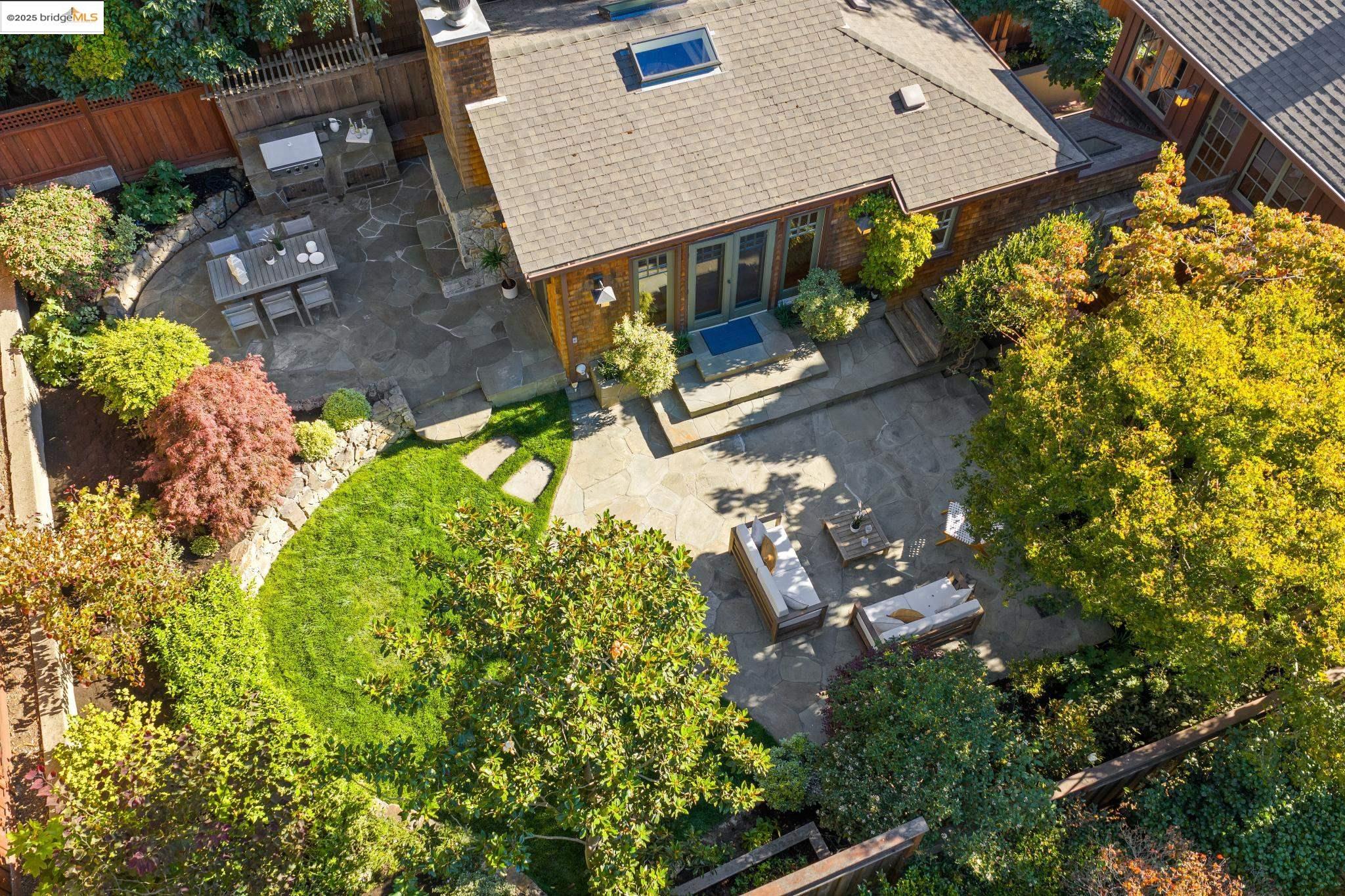 Detail Gallery Image 57 of 58 For 38 Bonita Ave., Piedmont,  CA 94611 - 4 Beds | 3/1 Baths