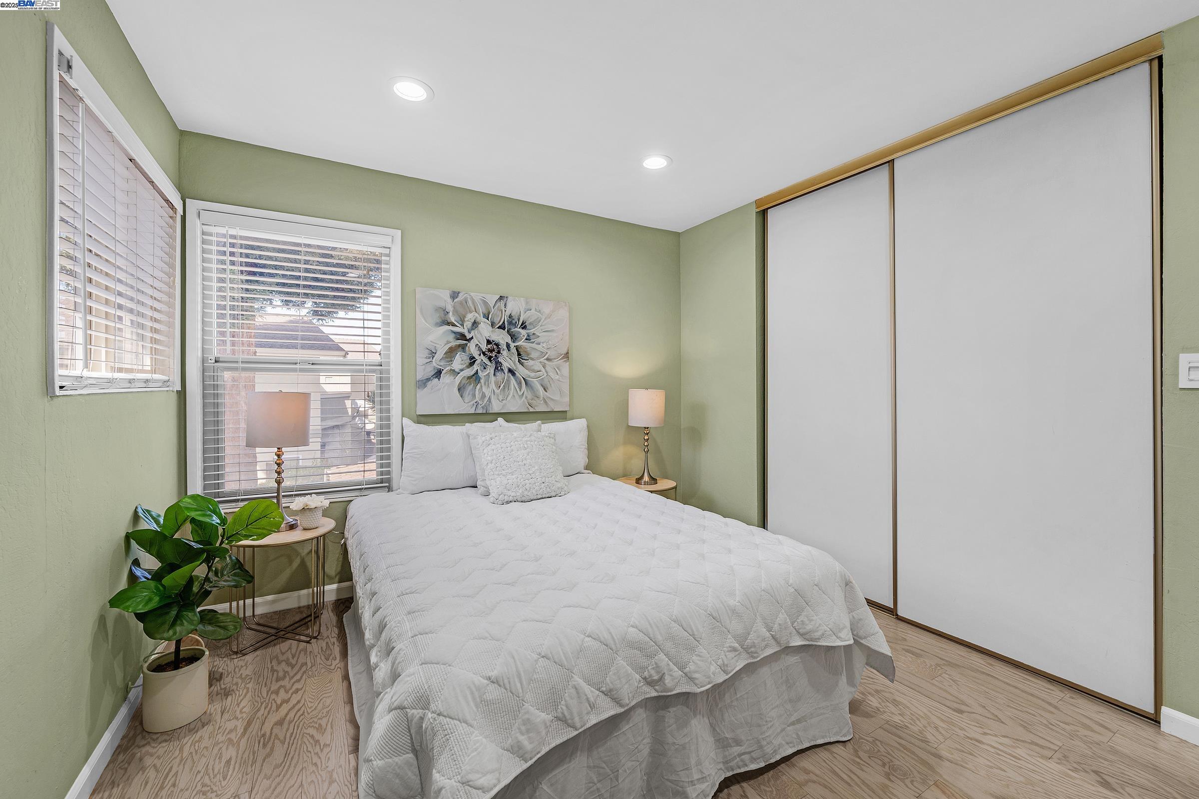 Detail Gallery Image 22 of 33 For 840 Woodgate Dr, San Leandro,  CA 94579 - 2 Beds | 2 Baths
