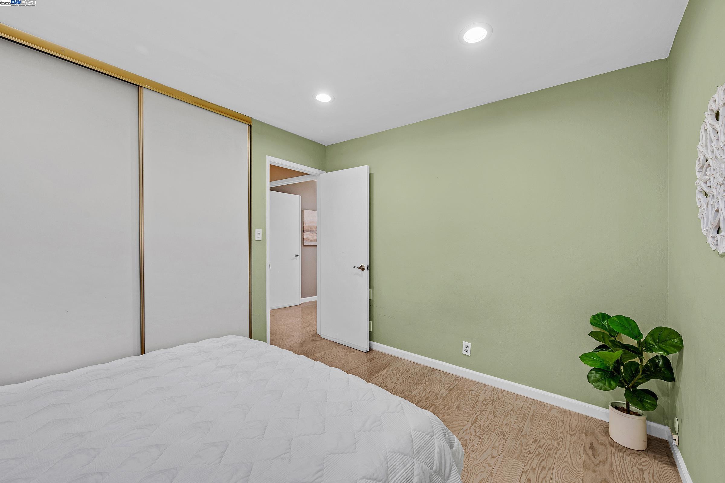 Detail Gallery Image 23 of 33 For 840 Woodgate Dr, San Leandro,  CA 94579 - 2 Beds | 2 Baths
