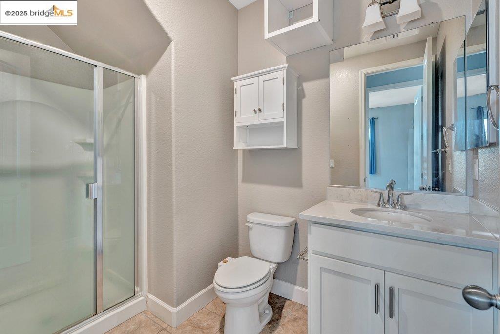 Detail Gallery Image 19 of 49 For 4670 Fuschia Way, Oakley,  CA 94561 - 5 Beds | 3 Baths