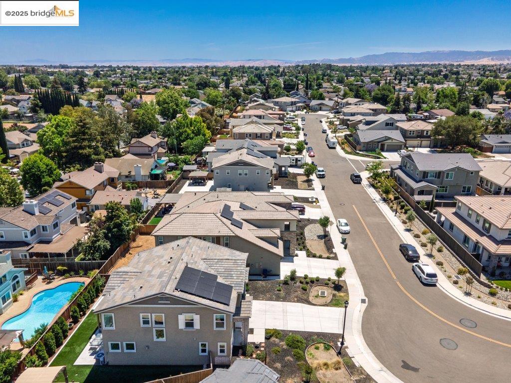 Detail Gallery Image 39 of 49 For 4670 Fuschia Way, Oakley,  CA 94561 - 5 Beds | 3 Baths