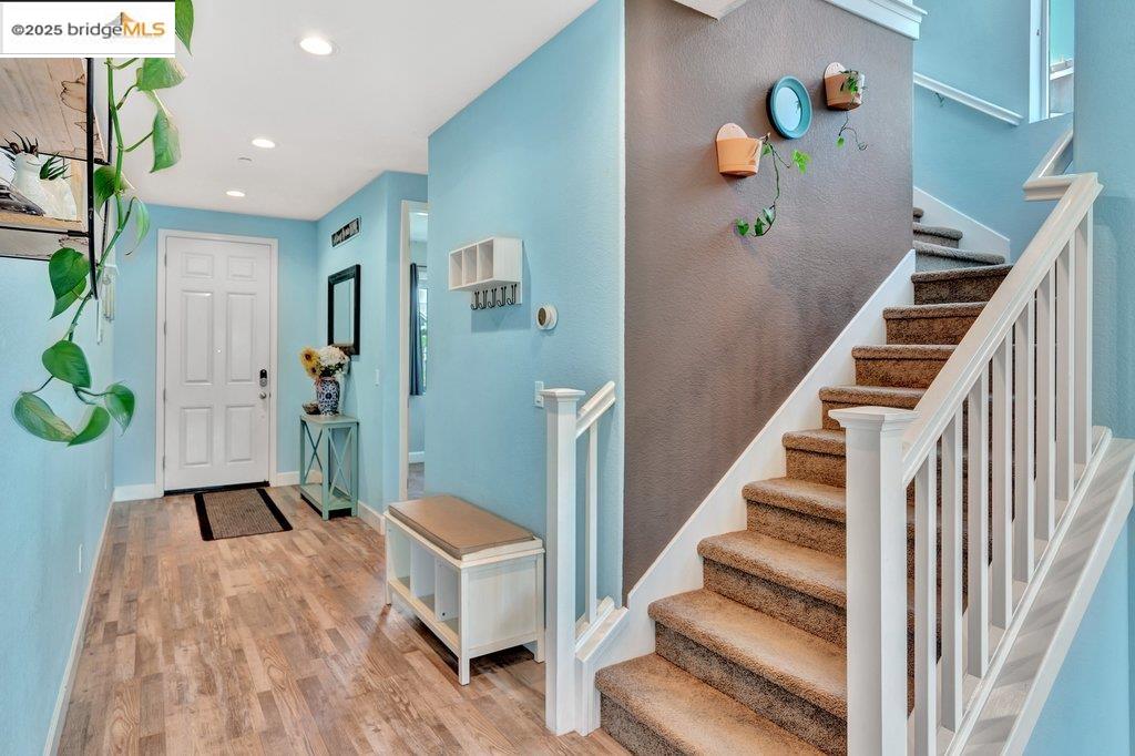 Detail Gallery Image 5 of 49 For 4670 Fuschia Way, Oakley,  CA 94561 - 5 Beds | 3 Baths