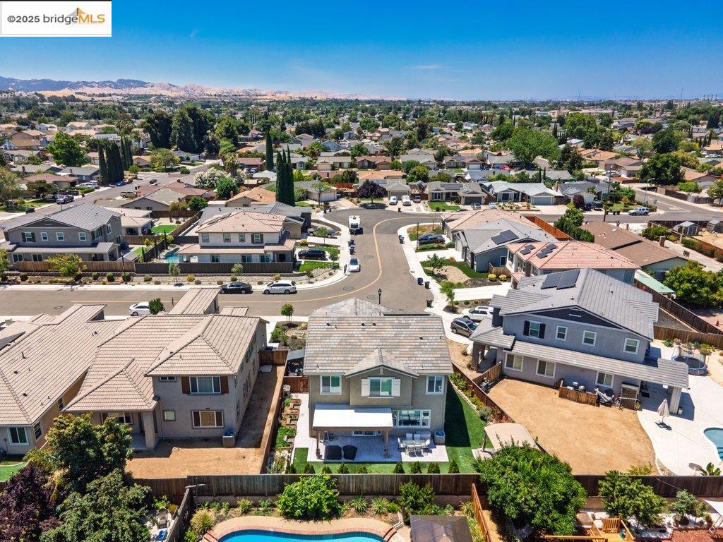 Detail Gallery Image 41 of 49 For 4670 Fuschia Way, Oakley,  CA 94561 - 5 Beds | 3 Baths