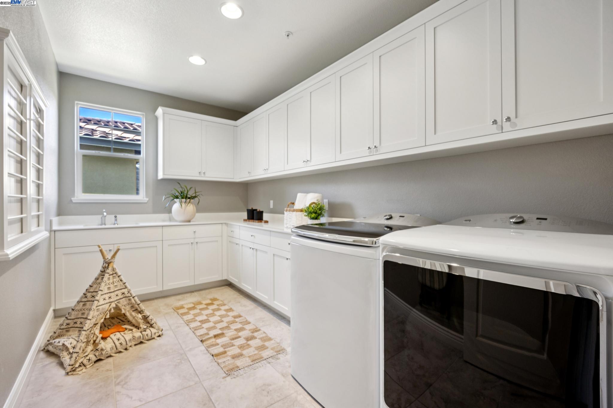 Detail Gallery Image 41 of 60 For 29 Country Club Dr, Hayward,  CA 94542 - 5 Beds | 4/1 Baths