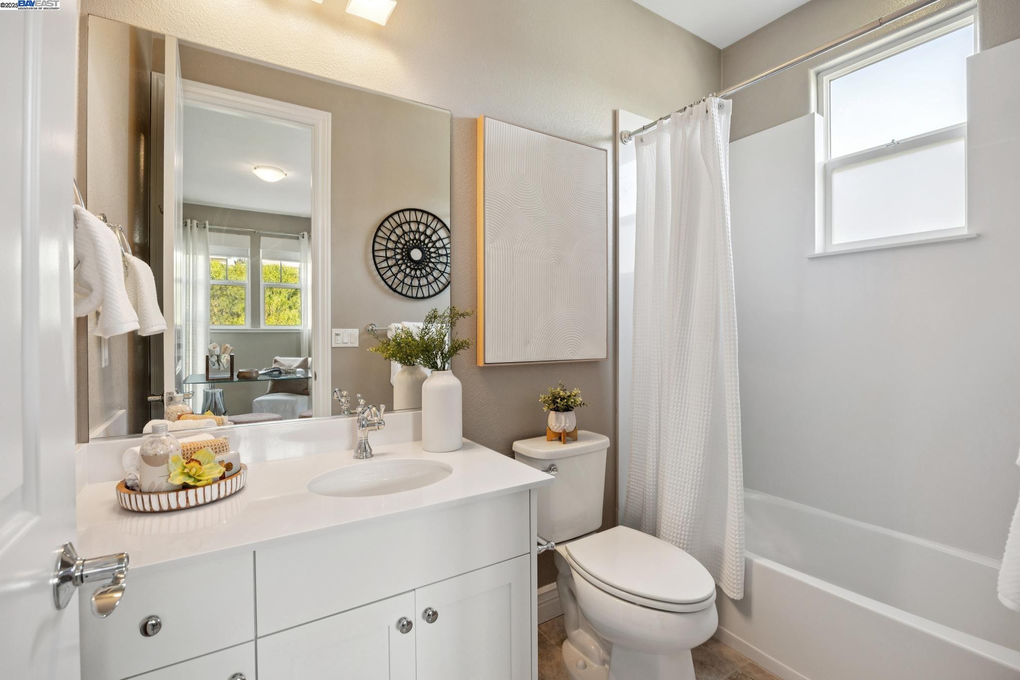Detail Gallery Image 43 of 60 For 29 Country Club Dr, Hayward,  CA 94542 - 5 Beds | 4/1 Baths