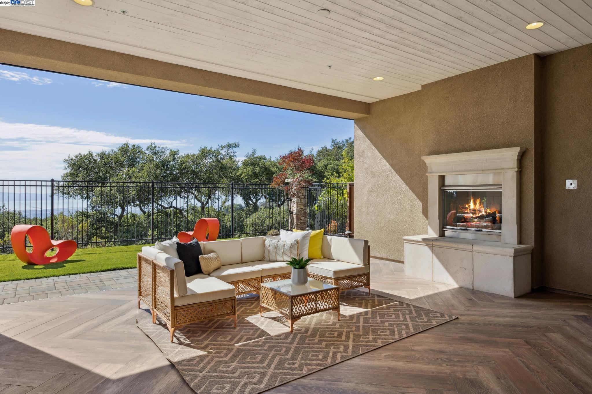 Detail Gallery Image 49 of 60 For 29 Country Club Dr, Hayward,  CA 94542 - 5 Beds | 4/1 Baths