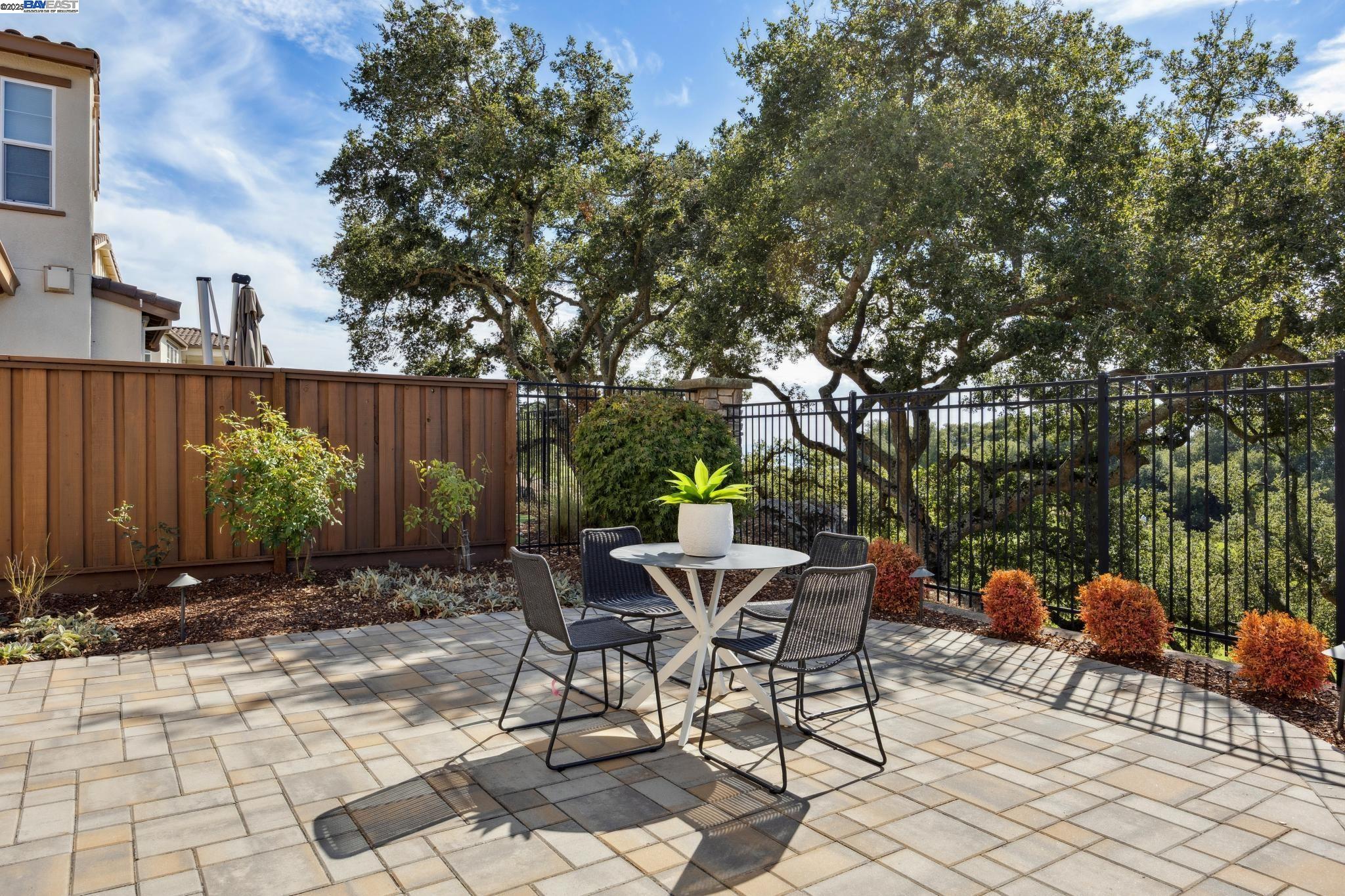 Detail Gallery Image 54 of 60 For 29 Country Club Dr, Hayward,  CA 94542 - 5 Beds | 4/1 Baths