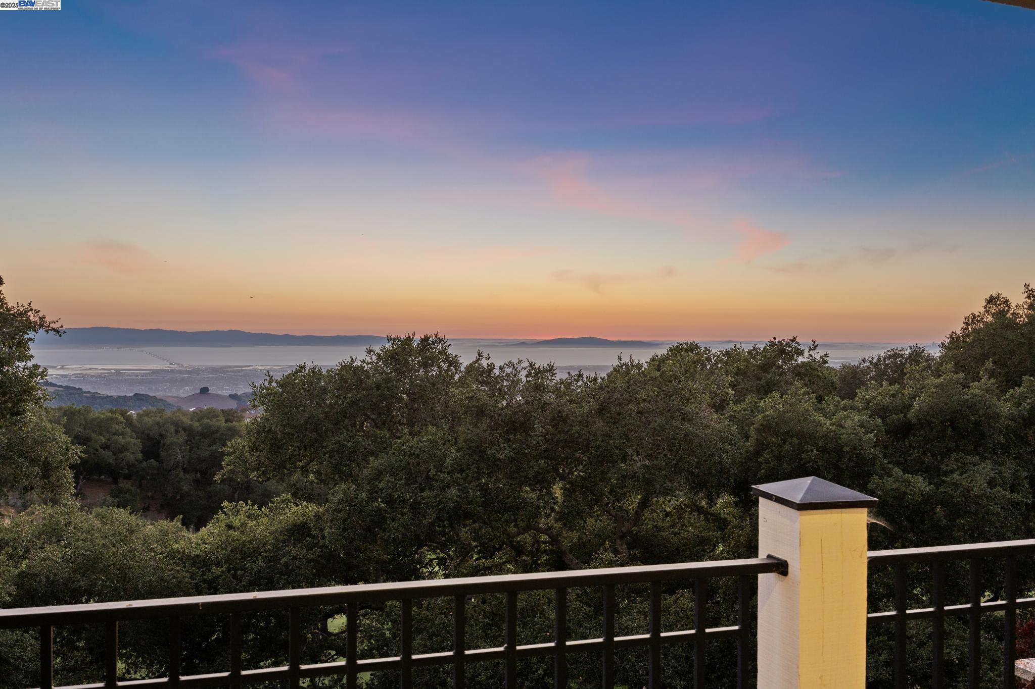 Detail Gallery Image 57 of 60 For 29 Country Club Dr, Hayward,  CA 94542 - 5 Beds | 4/1 Baths