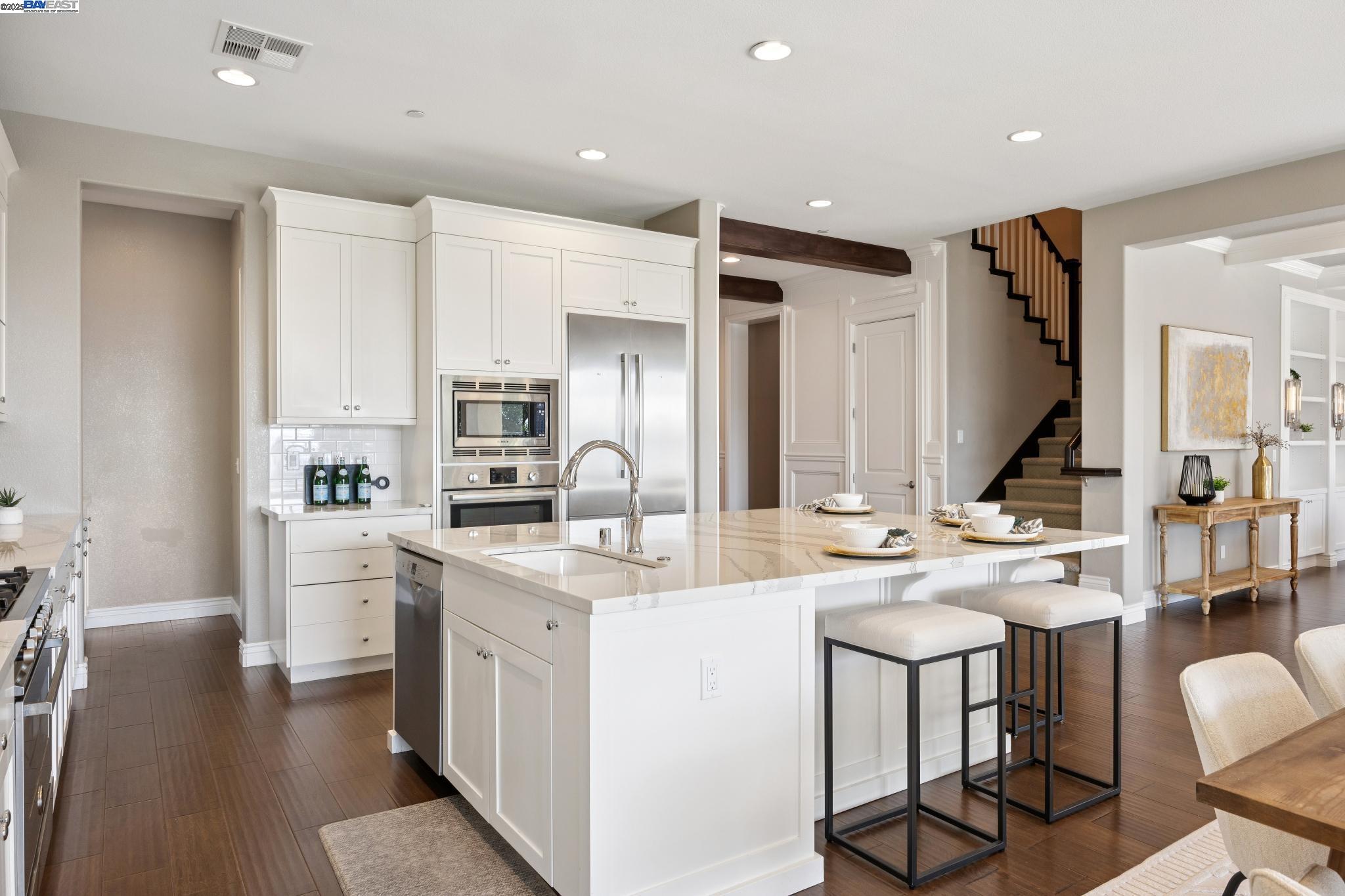 Detail Gallery Image 7 of 60 For 29 Country Club Dr, Hayward,  CA 94542 - 5 Beds | 4/1 Baths