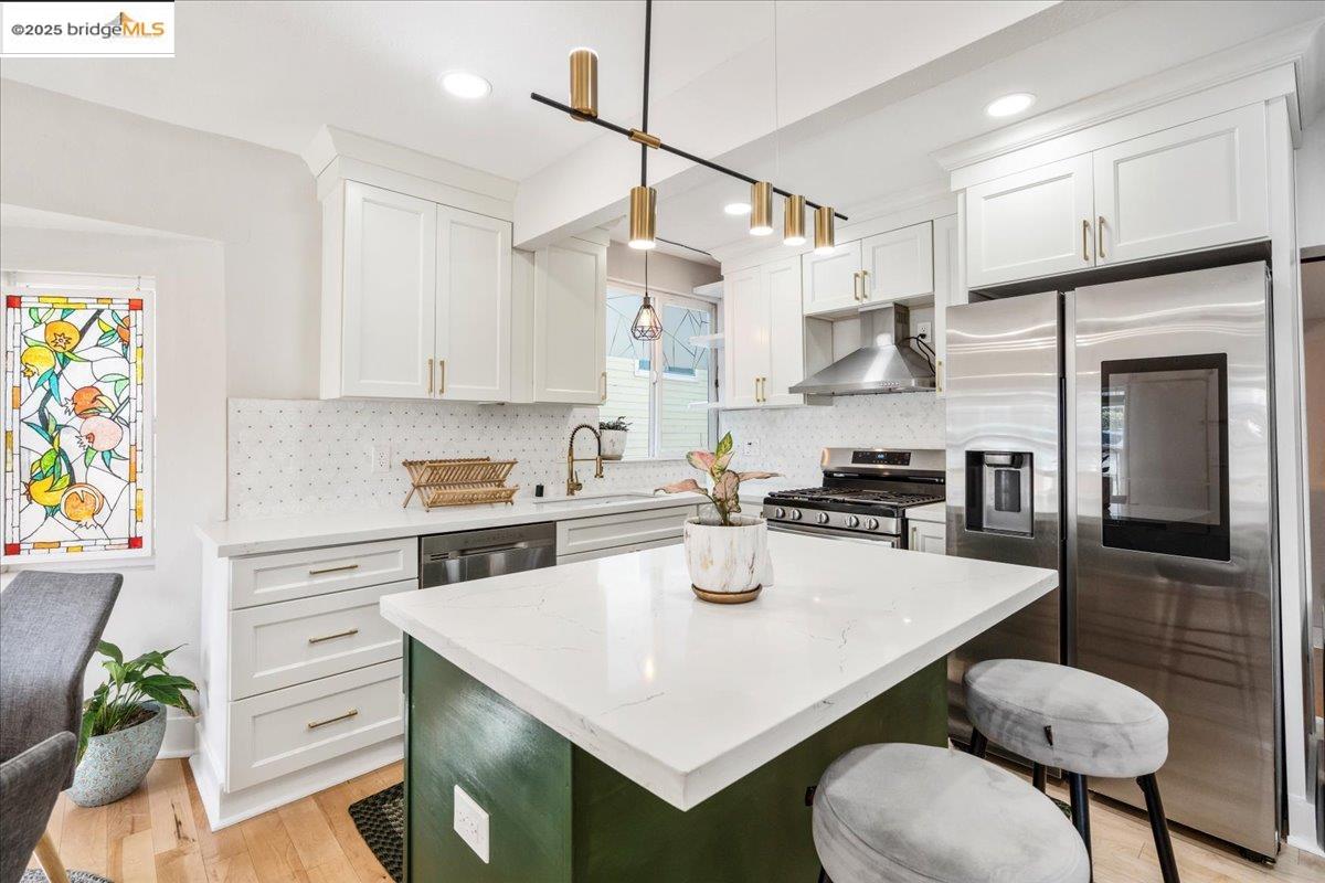 Detail Gallery Image 29 of 60 For 3473 Birdsall Ave, Oakland,  CA 94619 - 2 Beds | 1 Baths