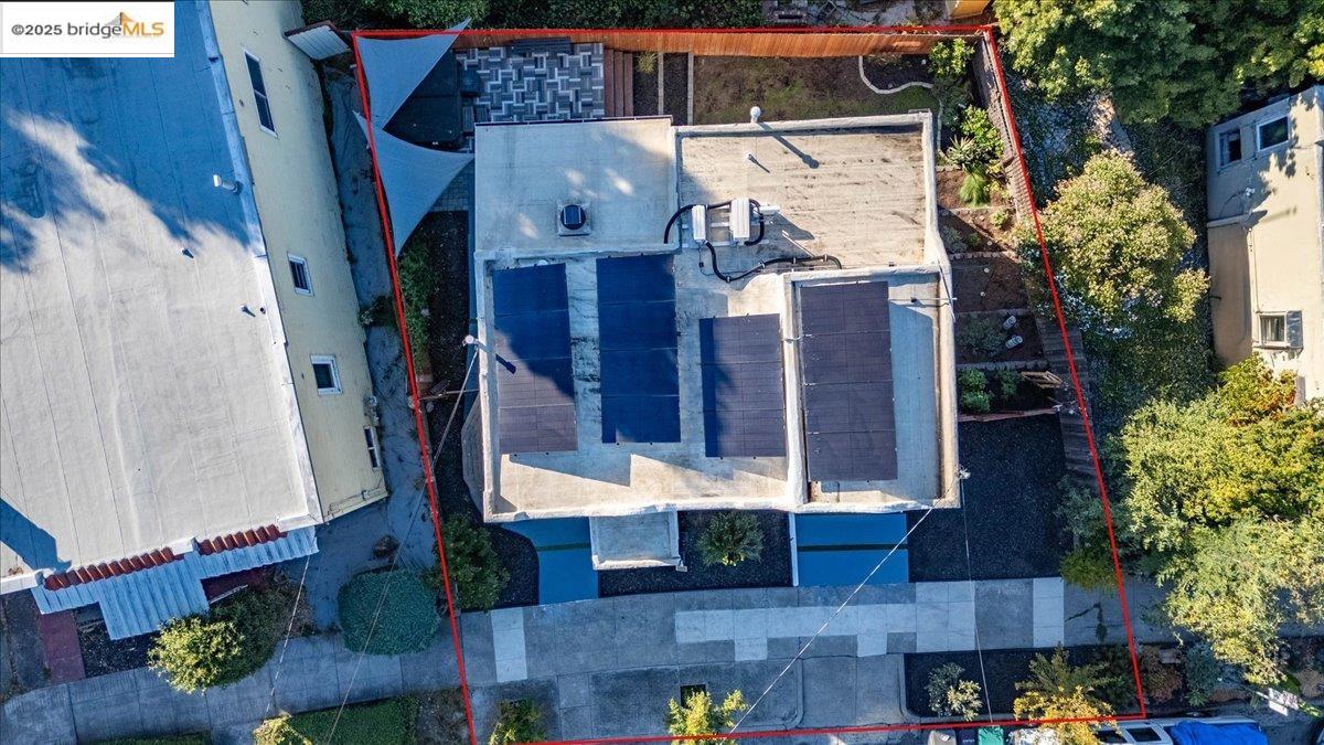 Detail Gallery Image 5 of 60 For 3473 Birdsall Ave, Oakland,  CA 94619 - 2 Beds | 1 Baths