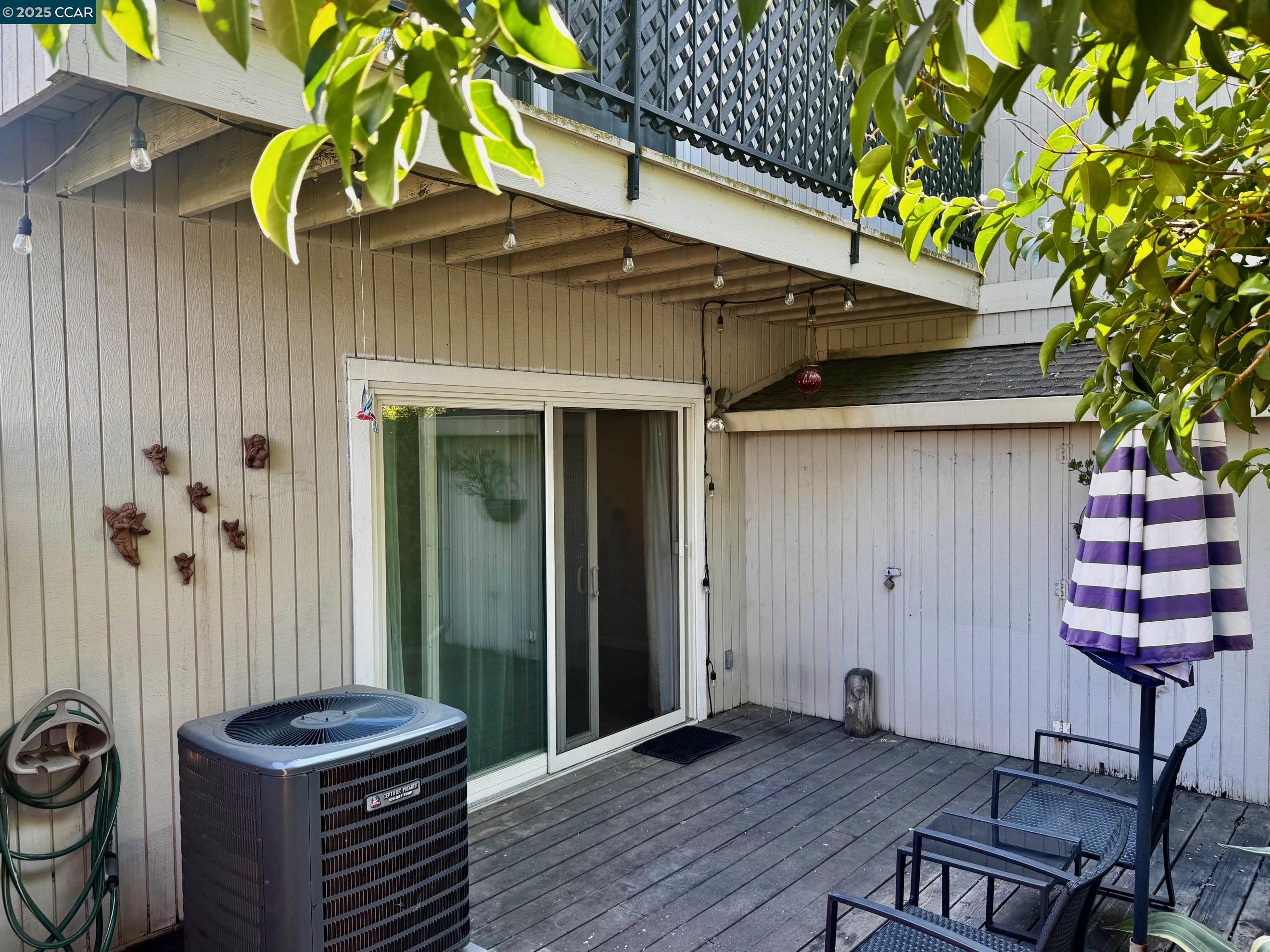 Detail Gallery Image 15 of 17 For Mayhew Ct, Walnut Creek,  CA 94597 - 2 Beds | 1/1 Baths