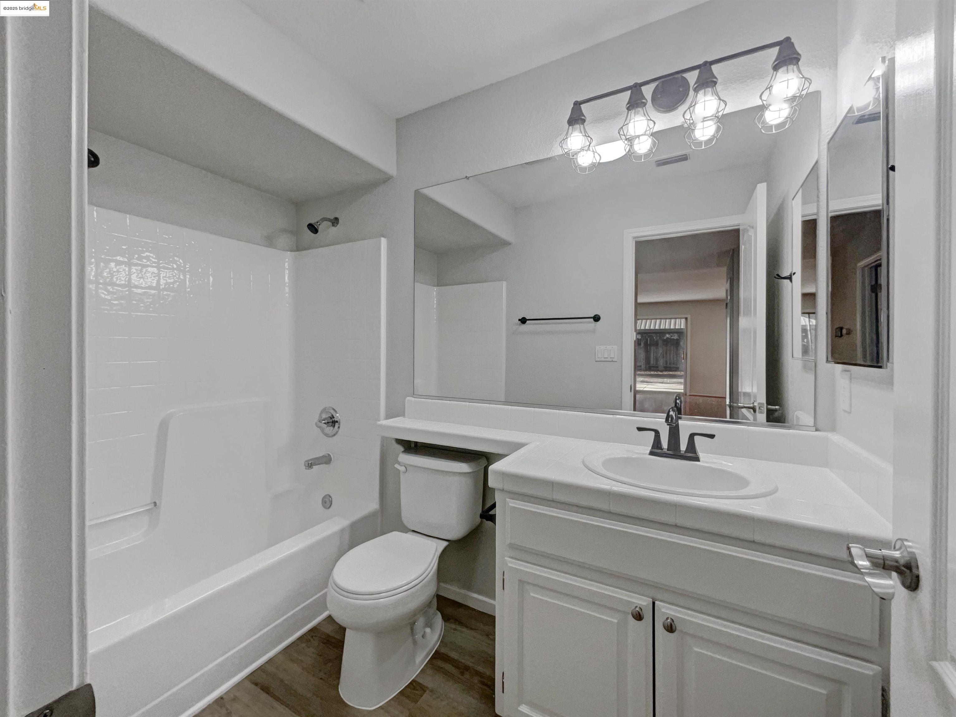 Detail Gallery Image 24 of 50 For 1805 Derby Dr, Dixon,  CA 95620 - 5 Beds | 3 Baths