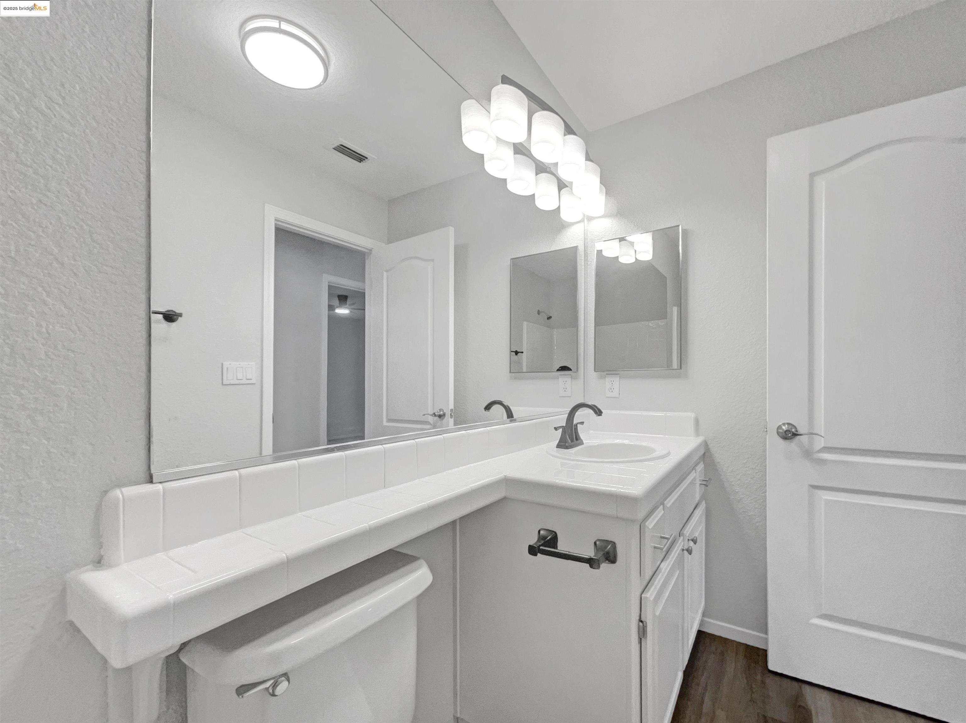 Detail Gallery Image 34 of 50 For 1805 Derby Dr, Dixon,  CA 95620 - 5 Beds | 3 Baths