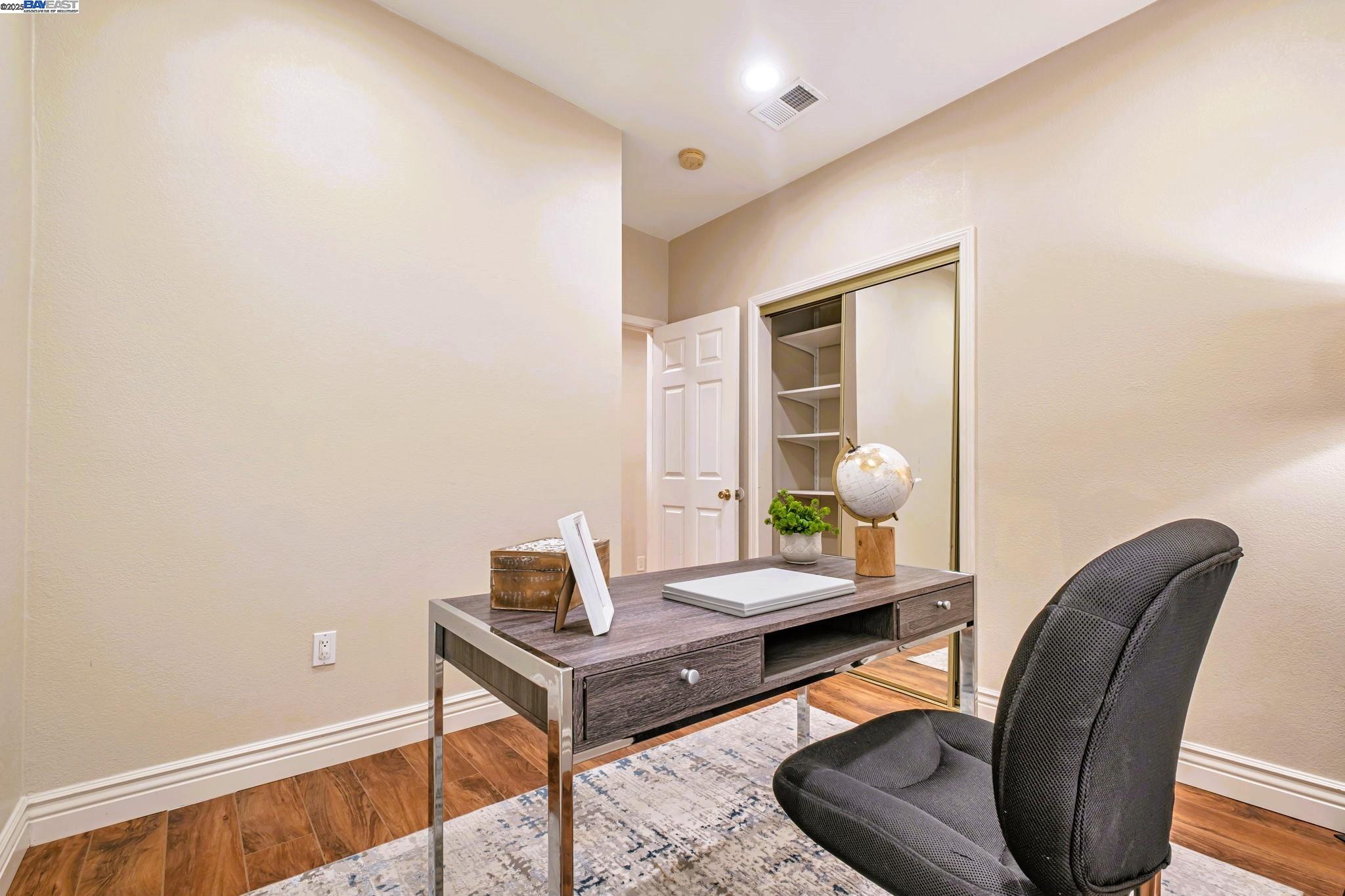 Detail Gallery Image 14 of 40 For 3757 Savannah Rd, Fremont,  CA 94538 - 4 Beds | 3 Baths