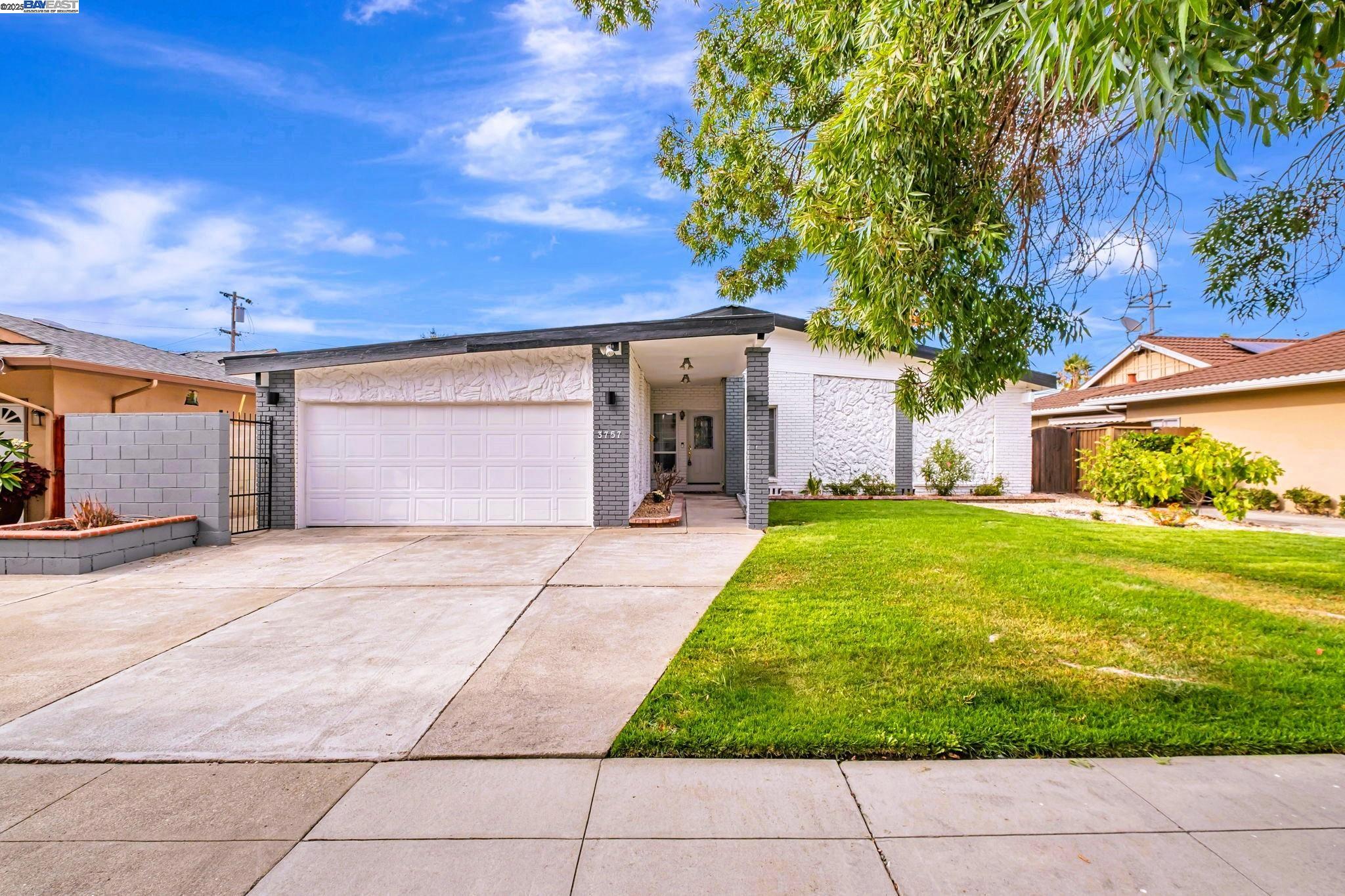 Detail Gallery Image 34 of 40 For 3757 Savannah Rd, Fremont,  CA 94538 - 4 Beds | 3 Baths
