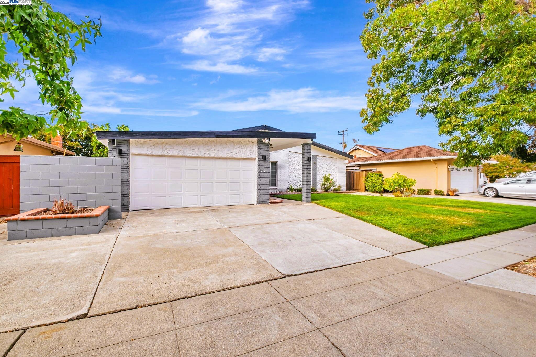 Detail Gallery Image 35 of 40 For 3757 Savannah Rd, Fremont,  CA 94538 - 4 Beds | 3 Baths