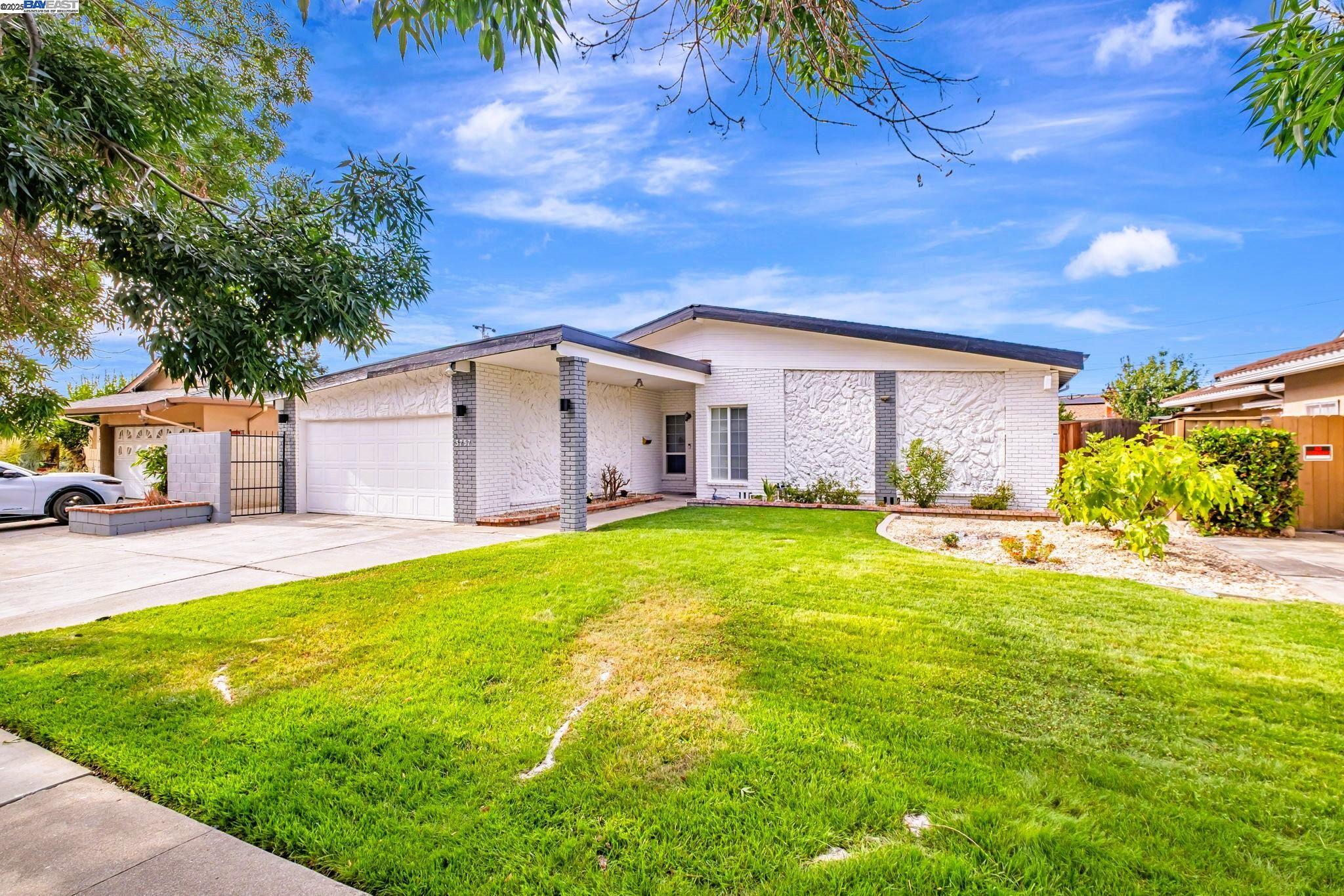 Detail Gallery Image 36 of 40 For 3757 Savannah Rd, Fremont,  CA 94538 - 4 Beds | 3 Baths