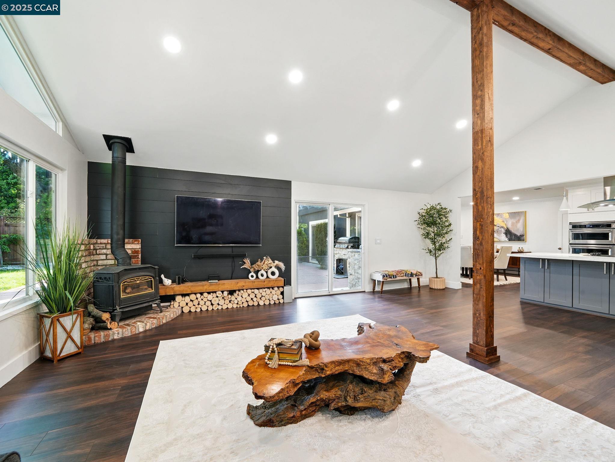 Detail Gallery Image 19 of 60 For 1836 Newell Ave, Walnut Creek,  CA 94595 - 5 Beds | 3 Baths