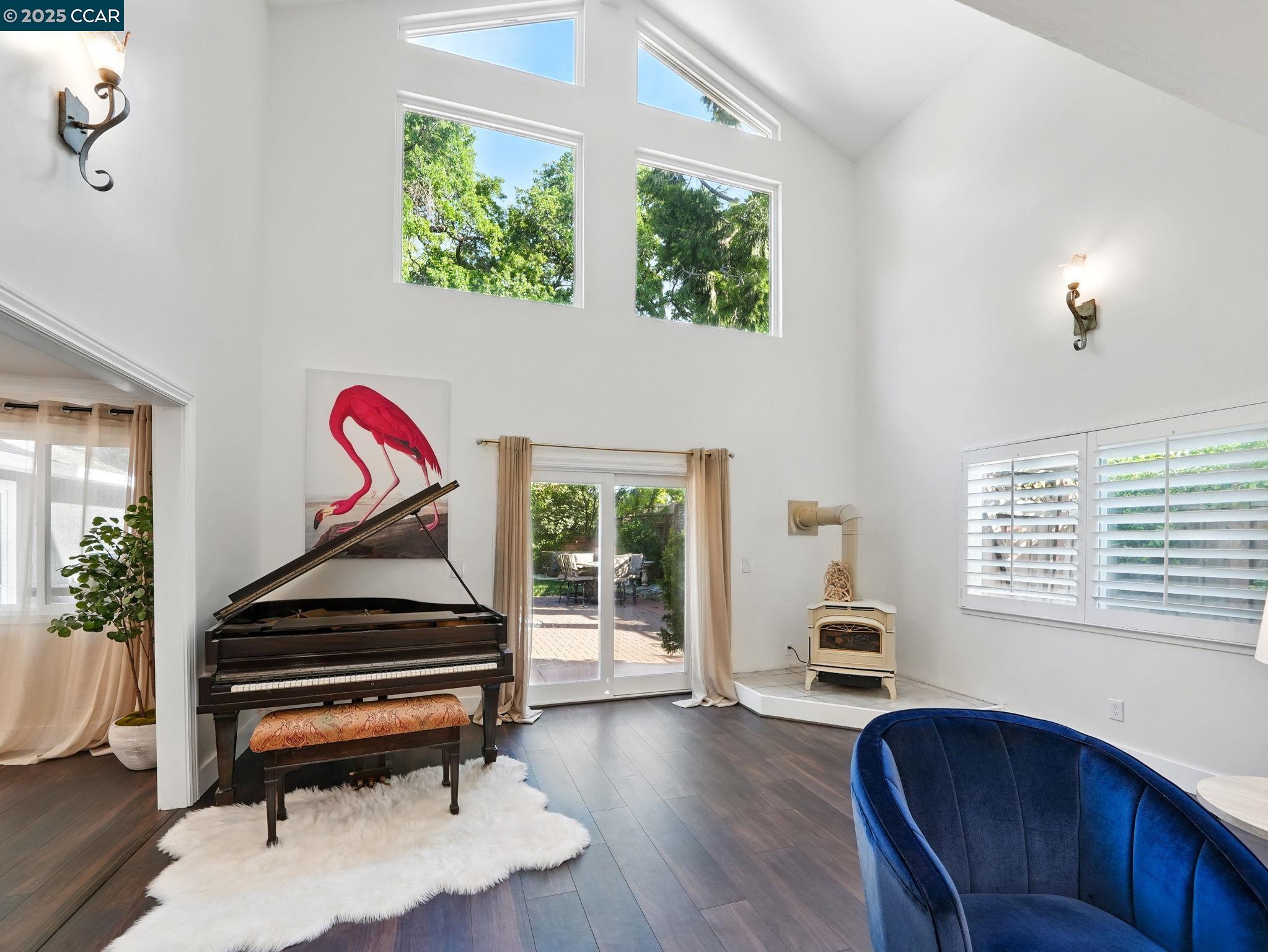 Detail Gallery Image 7 of 60 For 1836 Newell Ave, Walnut Creek,  CA 94595 - 5 Beds | 3 Baths