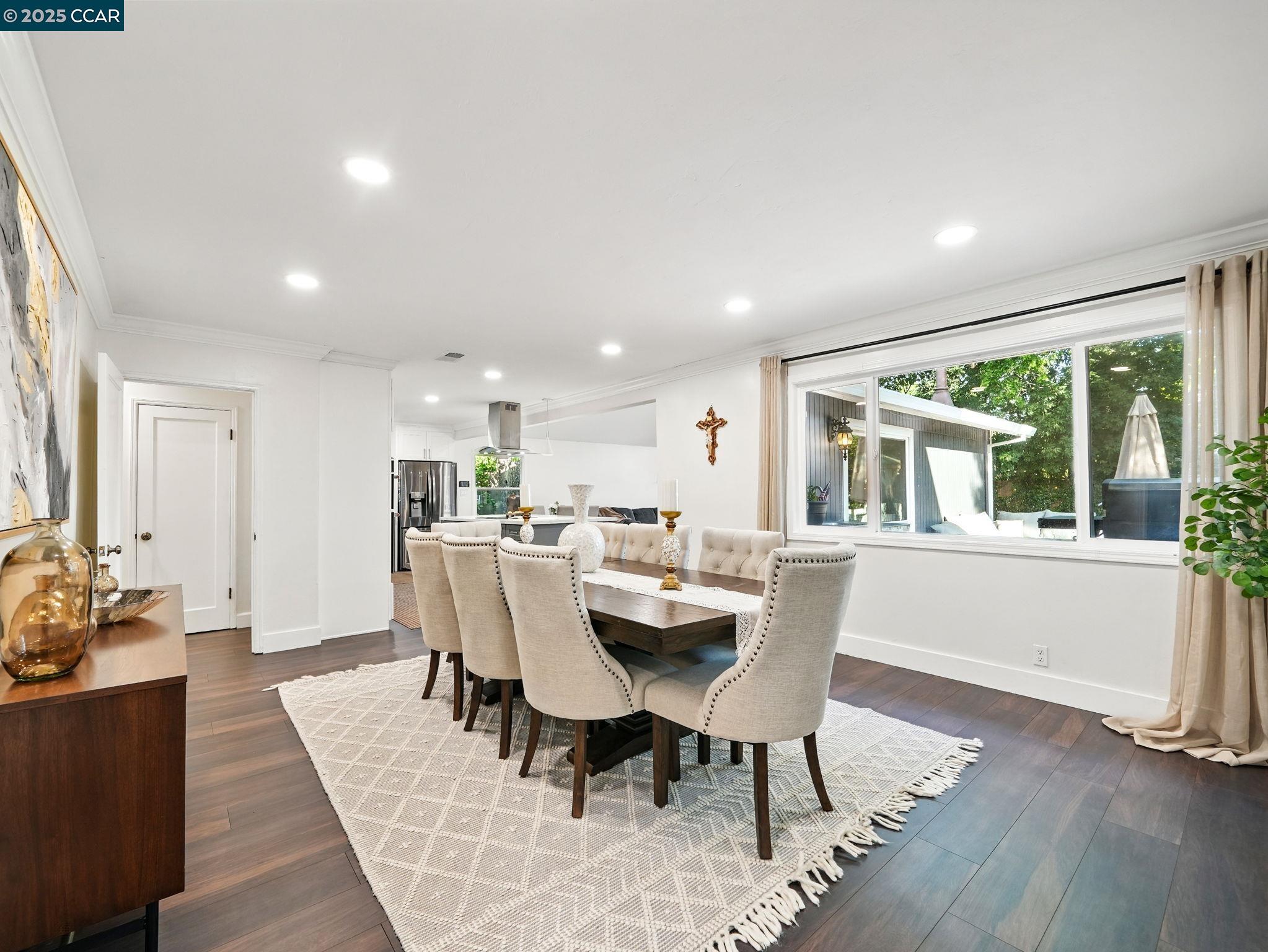 Detail Gallery Image 10 of 60 For 1836 Newell Ave, Walnut Creek,  CA 94595 - 5 Beds | 3 Baths