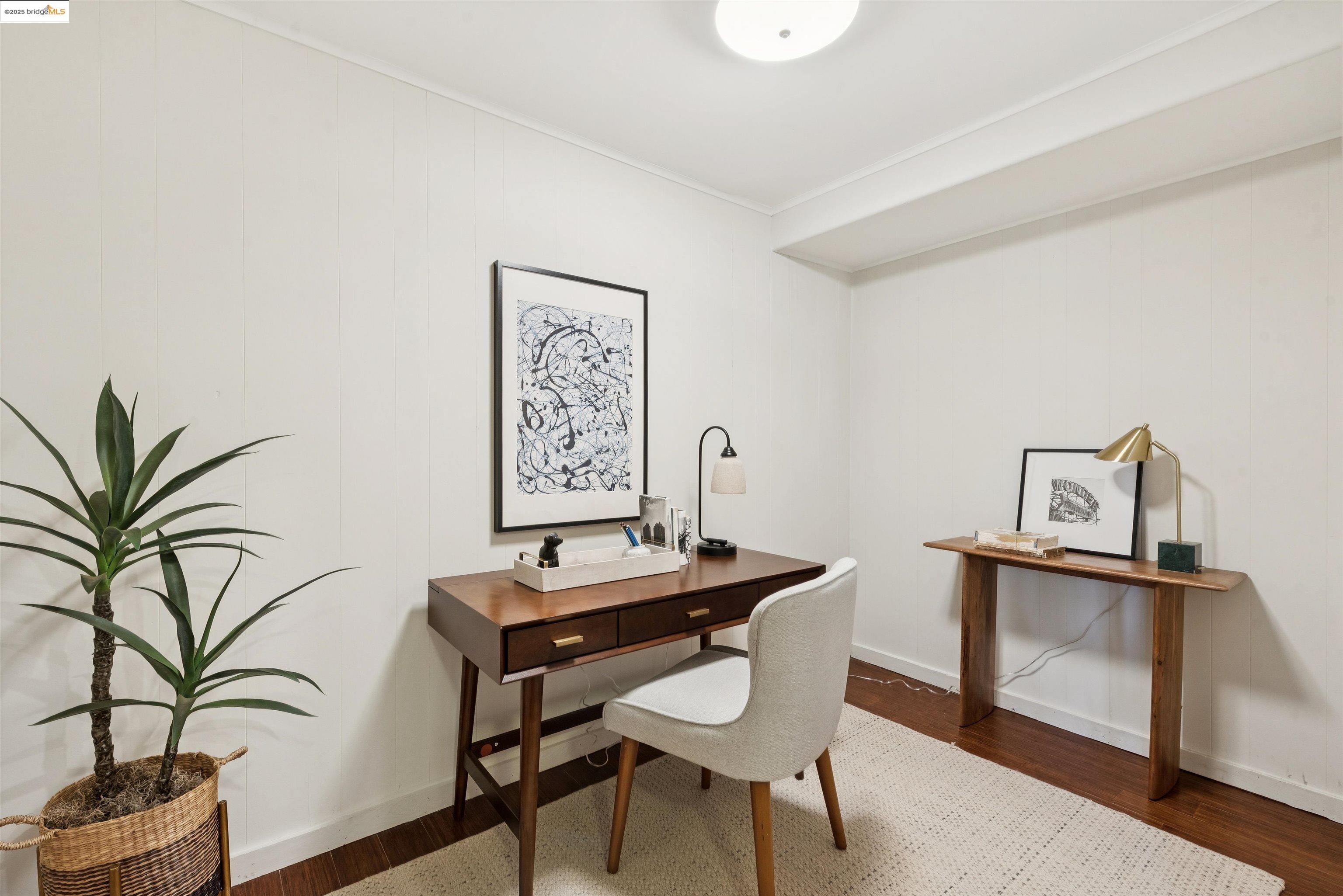 Detail Gallery Image 21 of 37 For 215 Crestmont Dr, Oakland,  CA 94619 - 3 Beds | 2/1 Baths