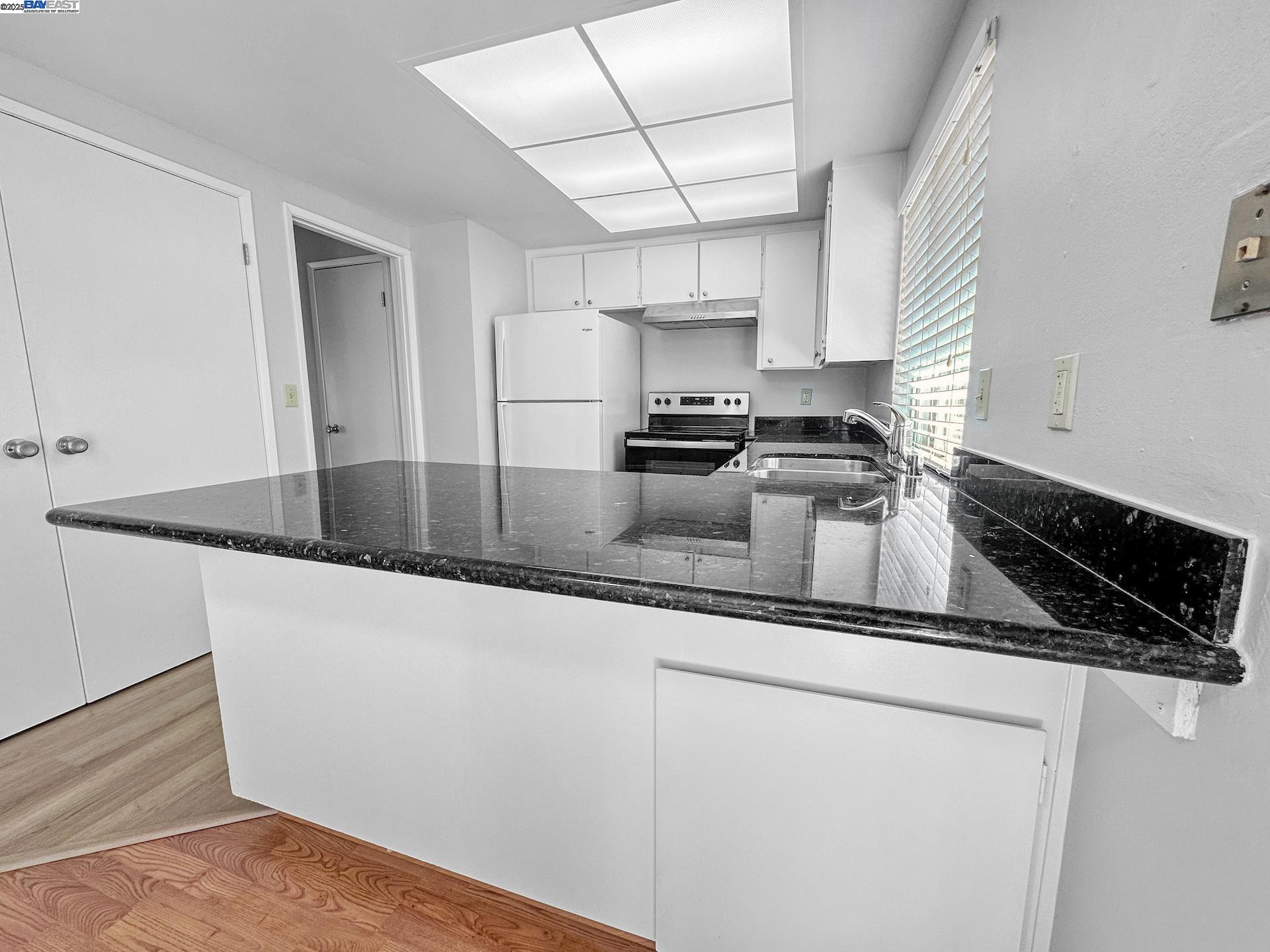Detail Gallery Image 4 of 20 For 2857 Fountainhead Dr, San Ramon,  CA 94583 - 3 Beds | 1/1 Baths