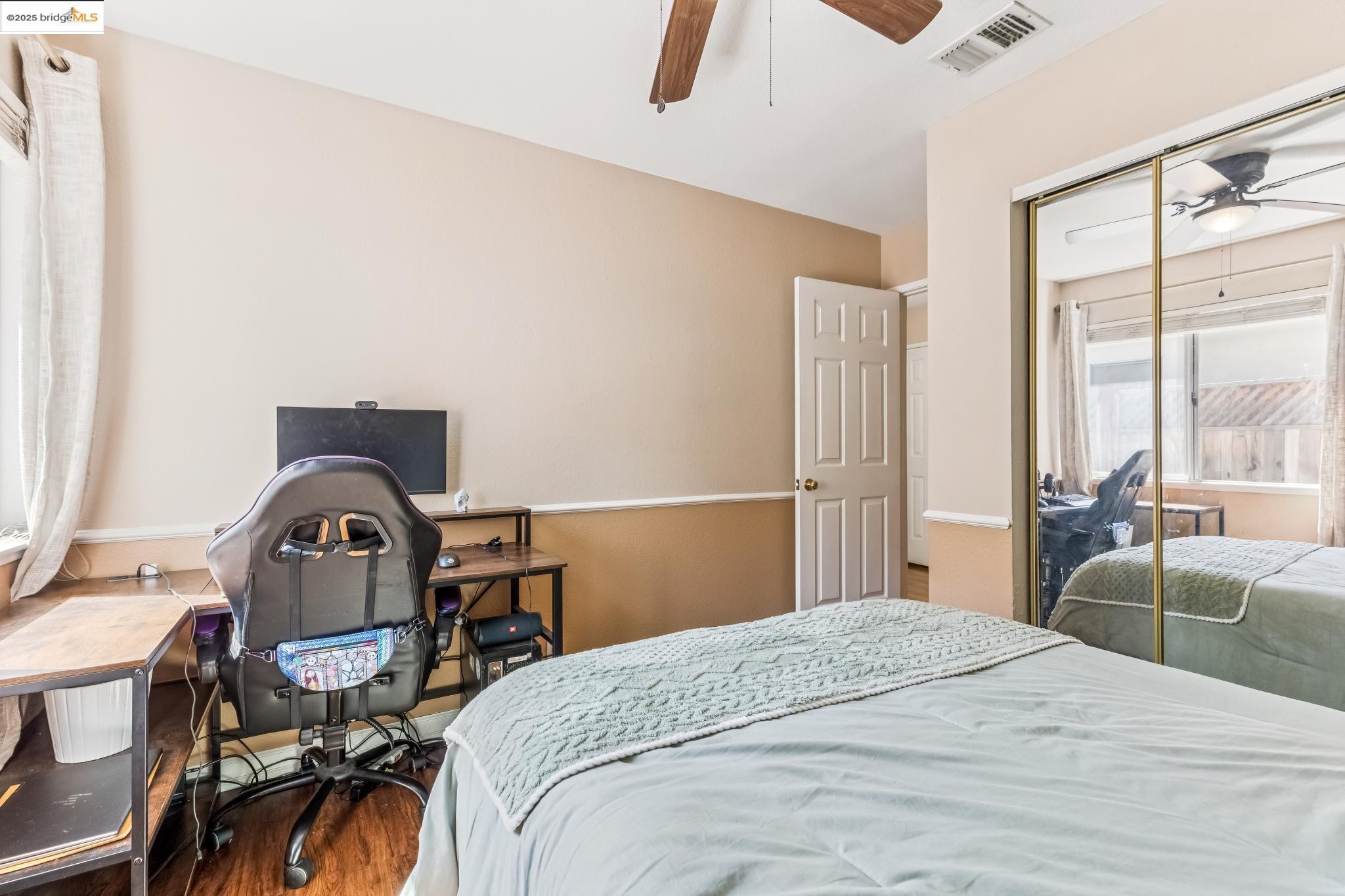 Detail Gallery Image 21 of 36 For 414 Danbury Cir, Vacaville,  CA 95687 - 4 Beds | 2 Baths