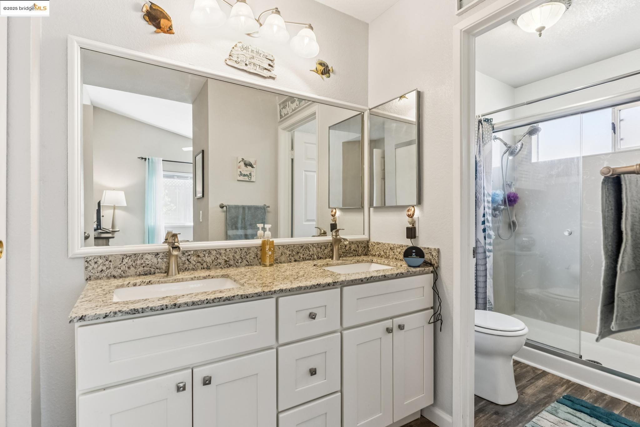 Detail Gallery Image 25 of 36 For 414 Danbury Cir, Vacaville,  CA 95687 - 4 Beds | 2 Baths