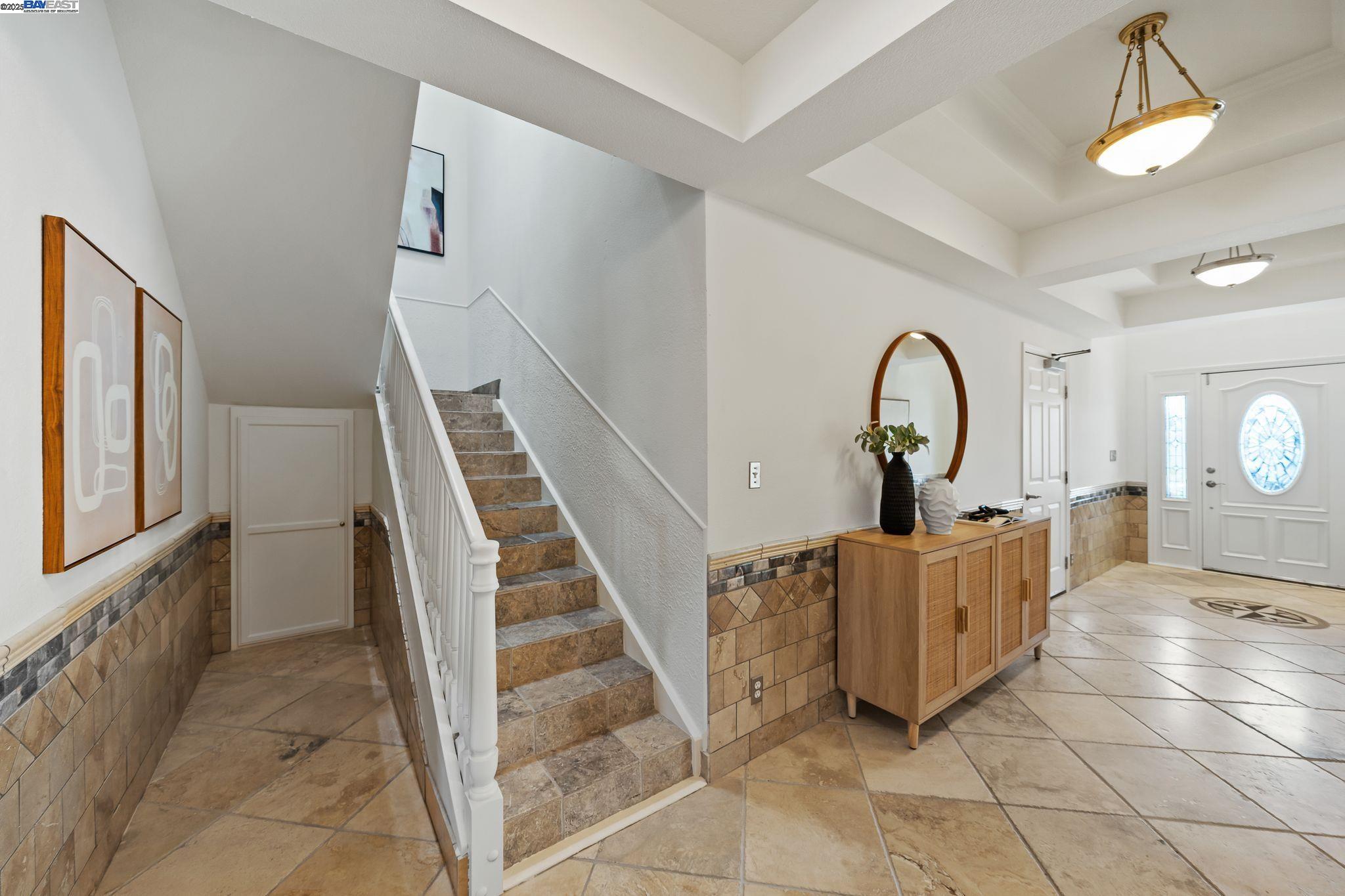Detail Gallery Image 27 of 58 For 5763 Drakes Dr, Discovery Bay,  CA 94505-8381 - 6 Beds | 4 Baths