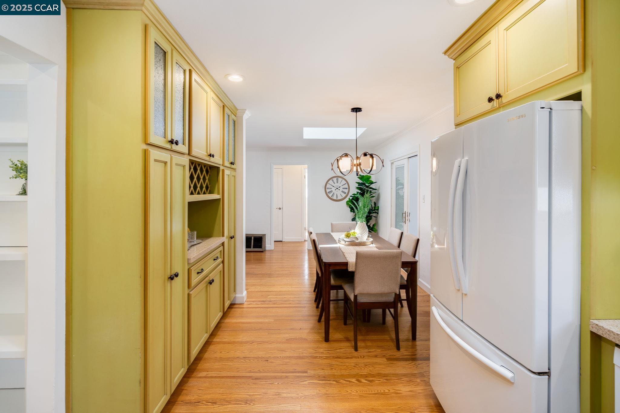 Detail Gallery Image 12 of 45 For 15009 Kesterson St, San Leandro,  CA 94579 - 2 Beds | 1/1 Baths