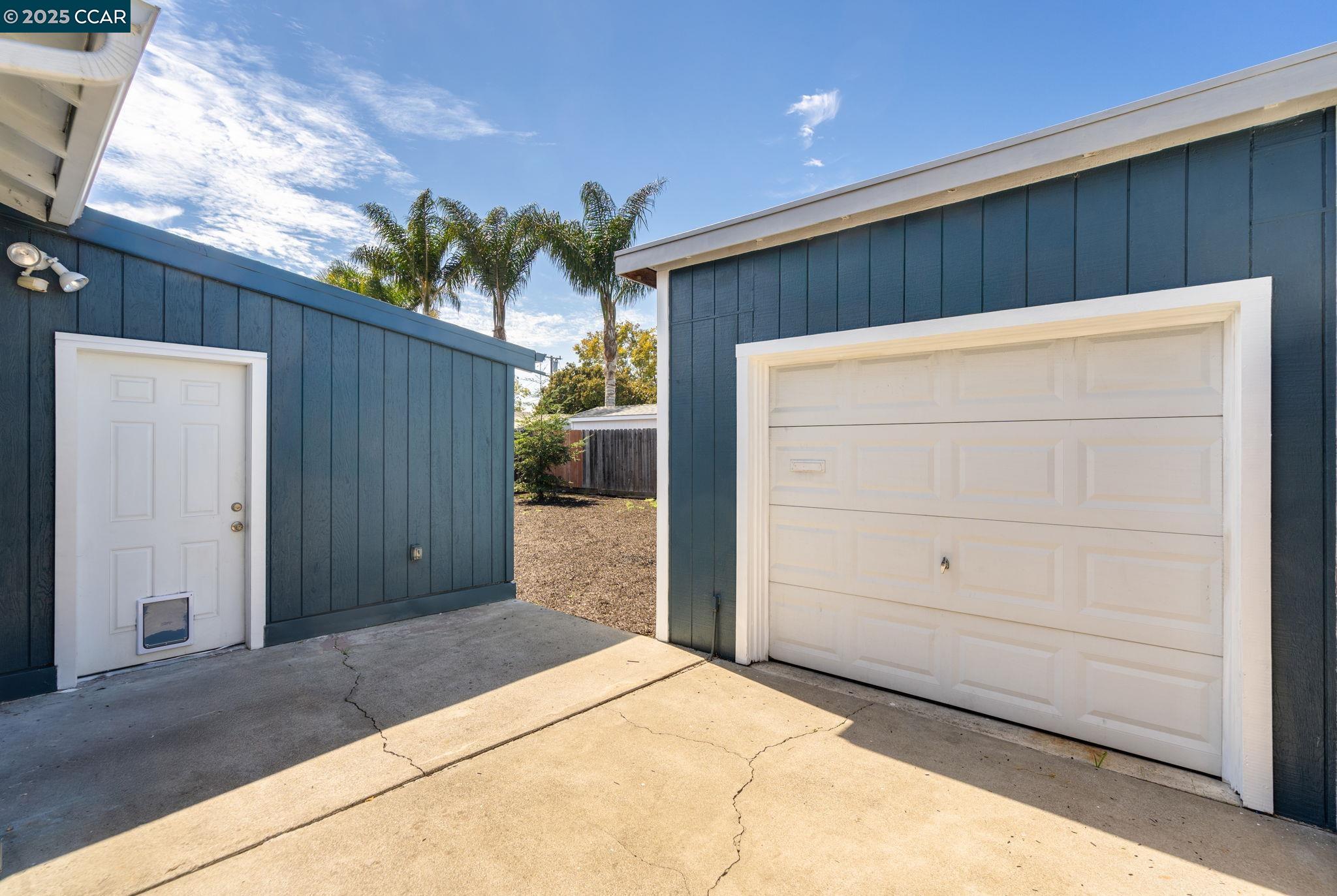 Detail Gallery Image 29 of 45 For 15009 Kesterson St, San Leandro,  CA 94579 - 2 Beds | 1/1 Baths