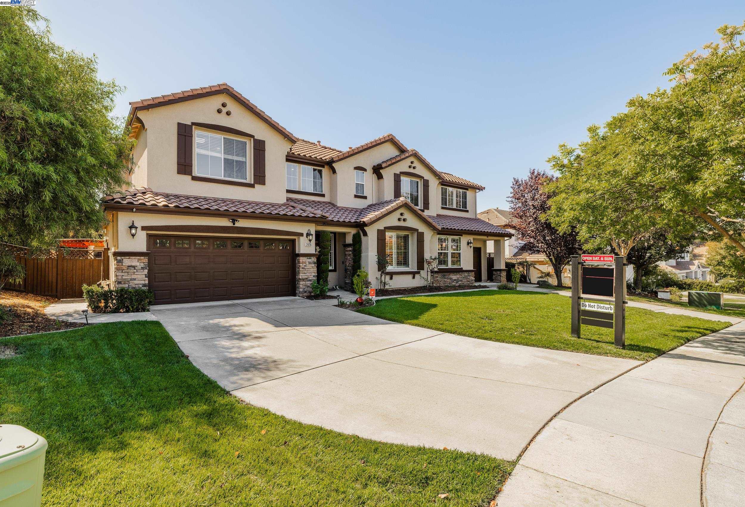 Detail Gallery Image 2 of 49 For 2626 Carmella Ct, San Jose,  CA 95135 - 6 Beds | 4/1 Baths