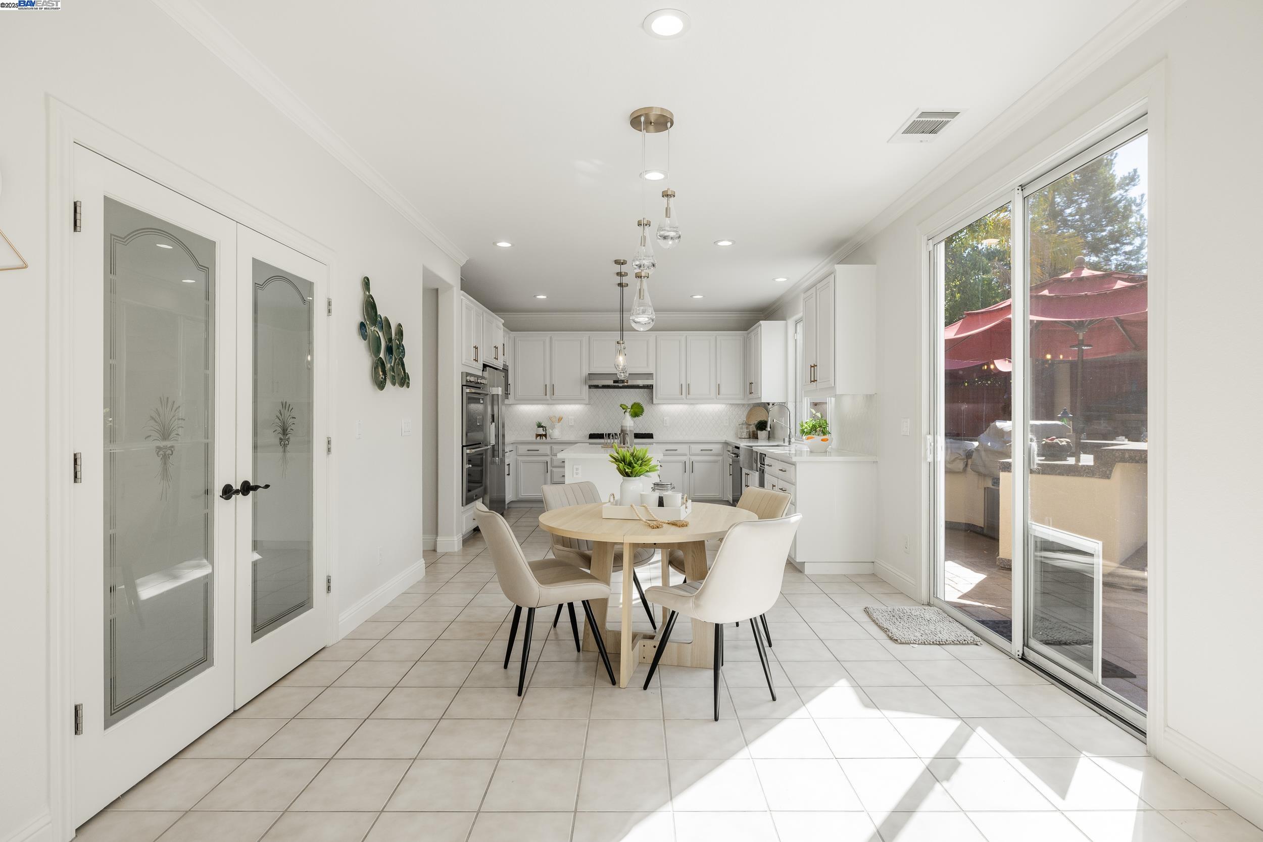 Detail Gallery Image 17 of 49 For 2626 Carmella Ct, San Jose,  CA 95135 - 6 Beds | 4/1 Baths