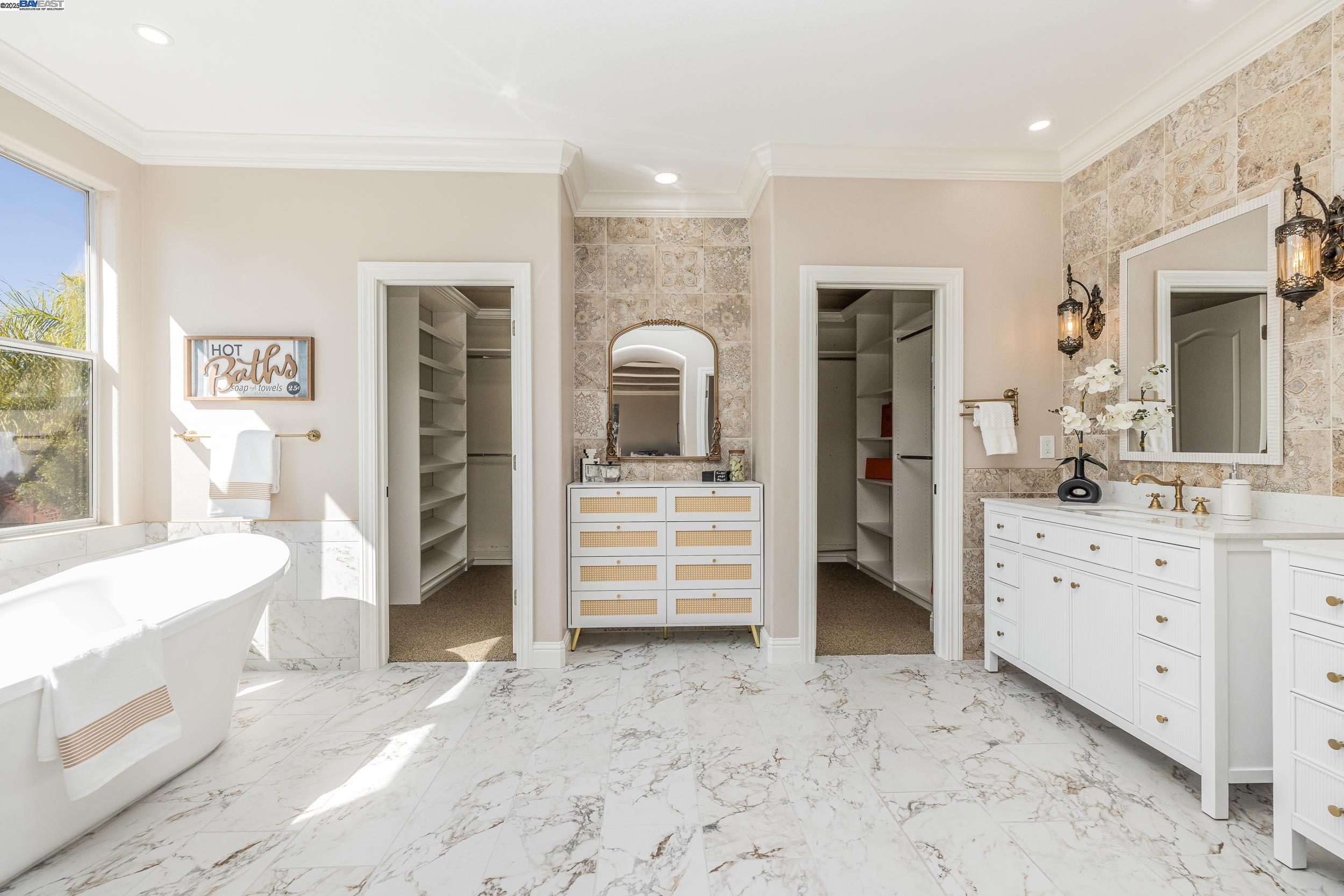Detail Gallery Image 38 of 49 For 2626 Carmella Ct, San Jose,  CA 95135 - 6 Beds | 4/1 Baths