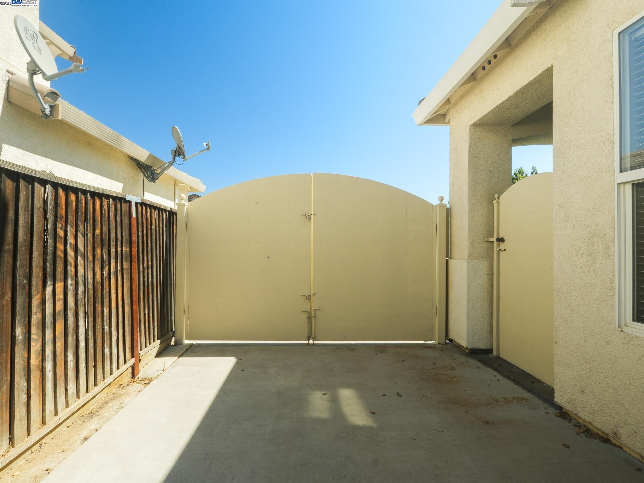 Detail Gallery Image 38 of 42 For 1654 Gloria Circle, Tracy,  CA 95377-7205 - 4 Beds | 3 Baths