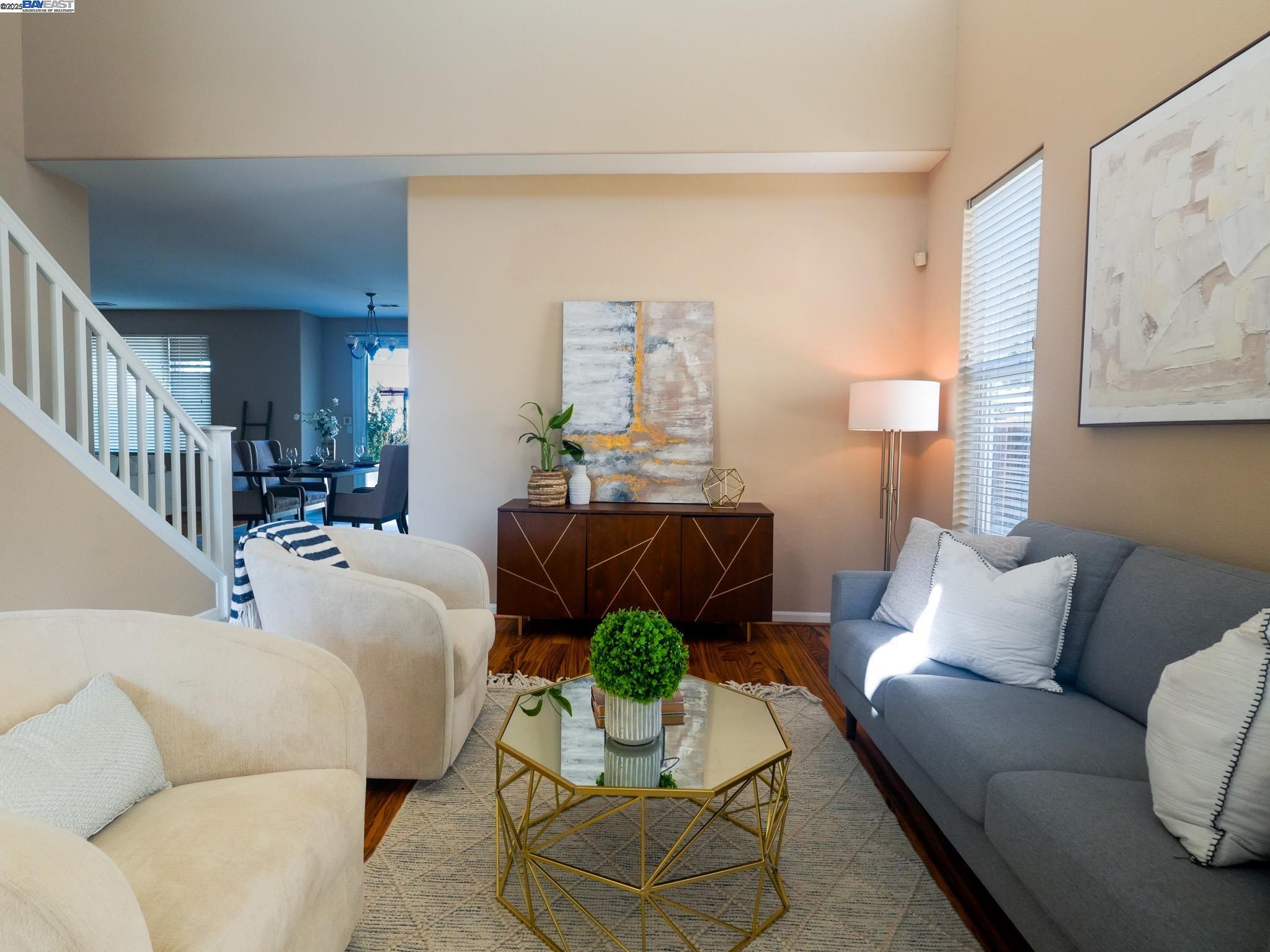 Detail Gallery Image 5 of 42 For 1654 Gloria Circle, Tracy,  CA 95377-7205 - 4 Beds | 3 Baths