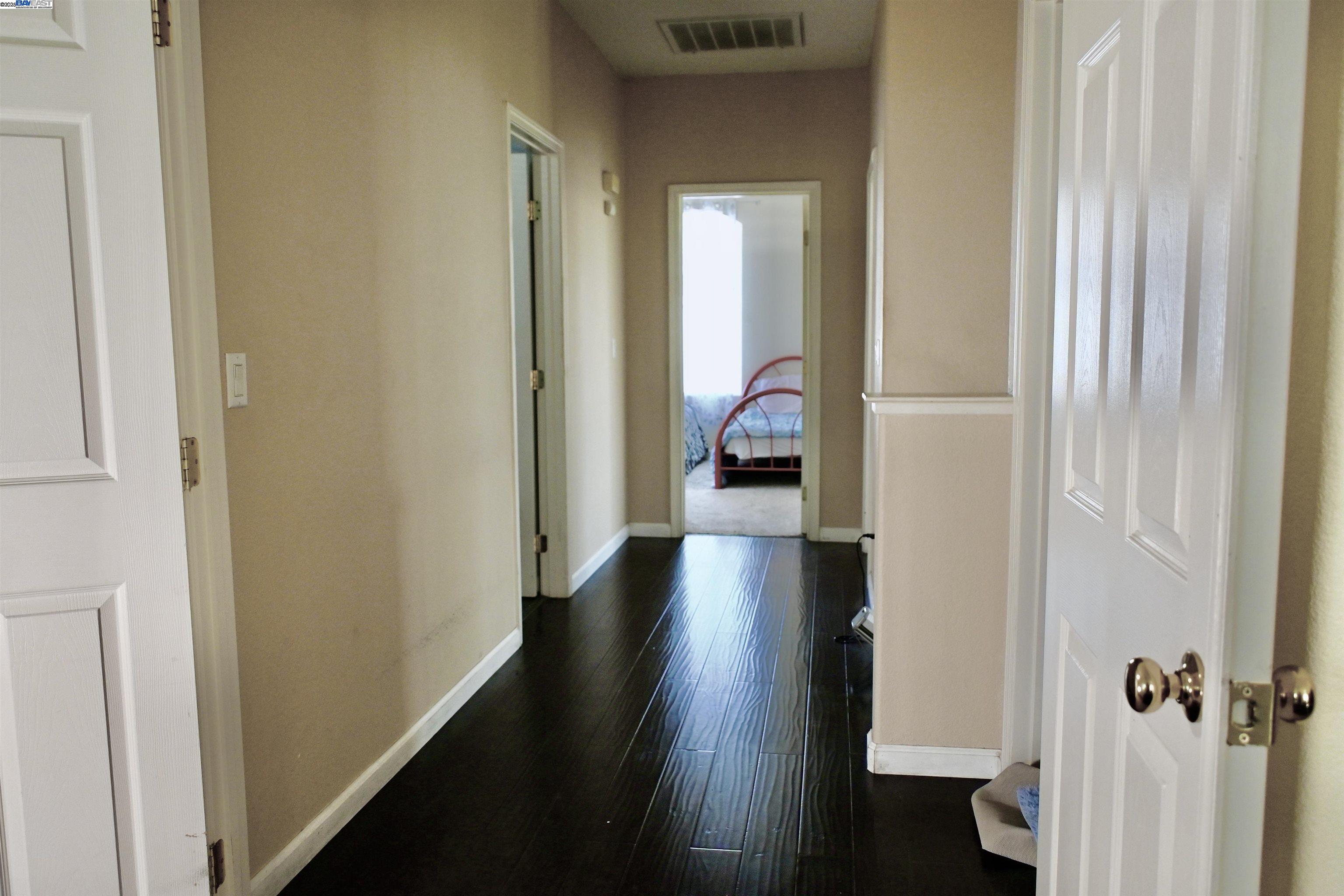 Detail Gallery Image 11 of 19 For 2359 Bayless Way, Sacramento,  CA 95835 - 3 Beds | 2/1 Baths