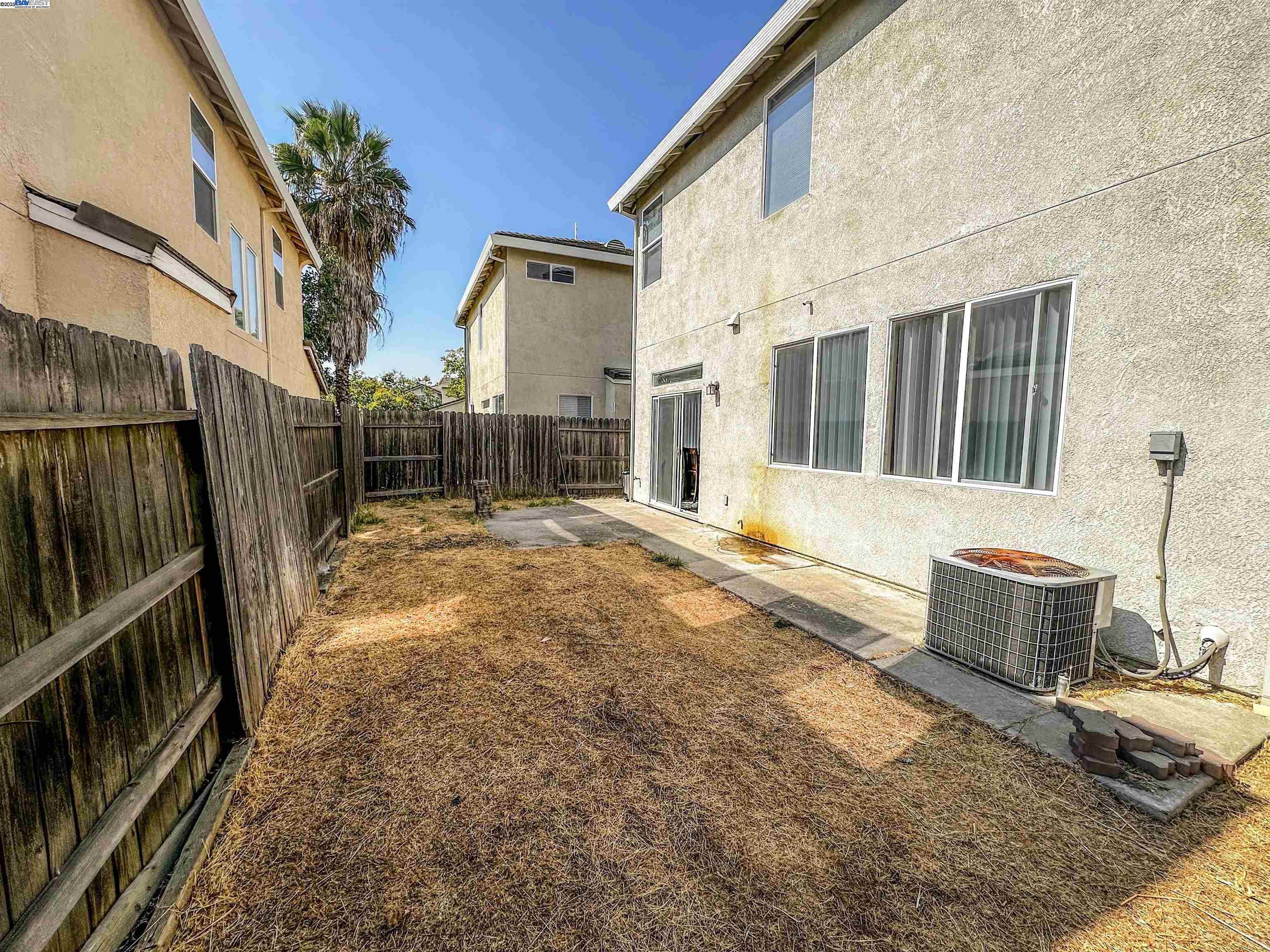 Detail Gallery Image 12 of 19 For 2359 Bayless Way, Sacramento,  CA 95835 - 3 Beds | 2/1 Baths