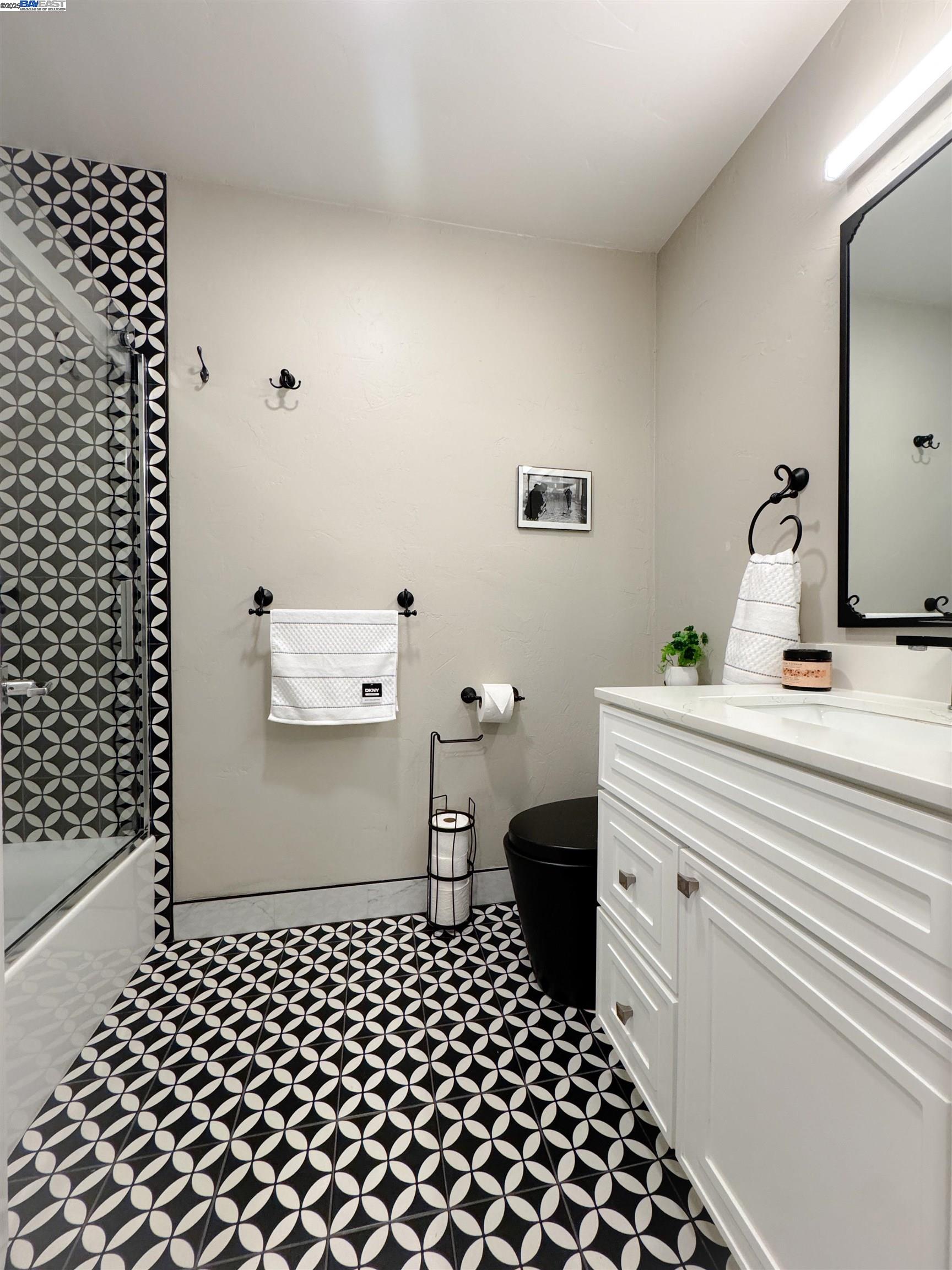 Detail Gallery Image 16 of 30 For 148 Ascot Ct, Moraga,  CA 94556 - 2 Beds | 2 Baths