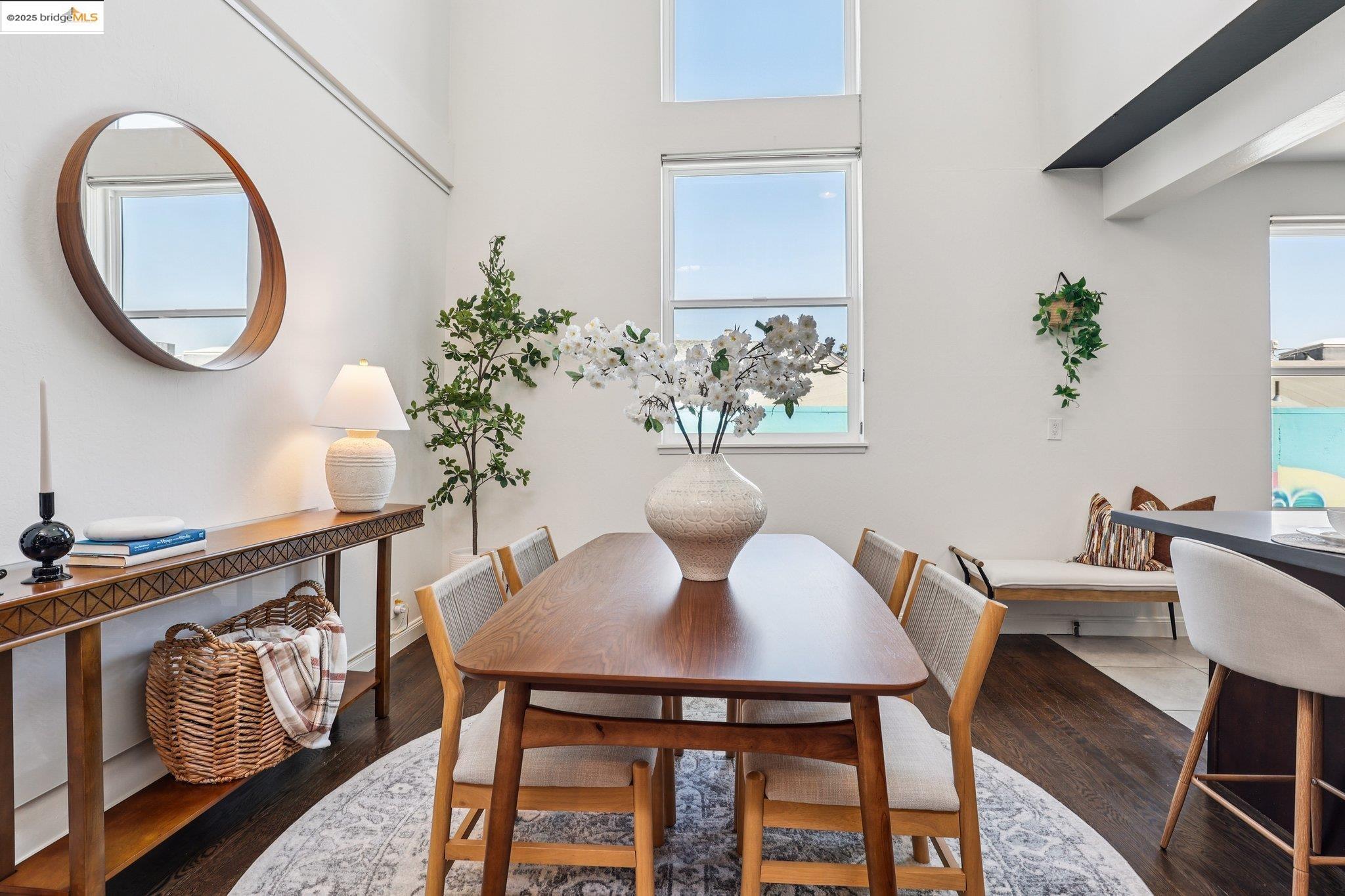 MLS: 41112002 Condo For Sale