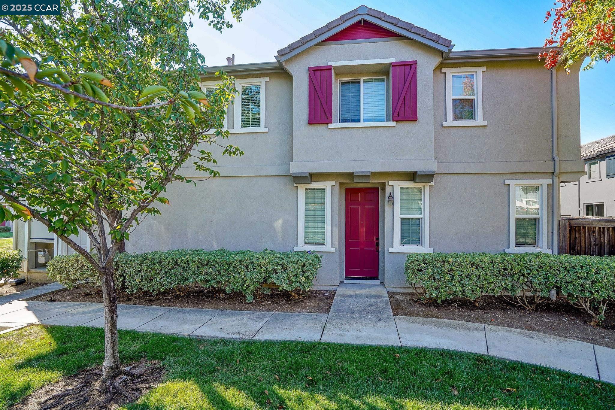Detail Gallery Image 1 of 30 For 1347 Eisenhower Way, Brentwood,  CA 94513 - 3 Beds | 2/1 Baths