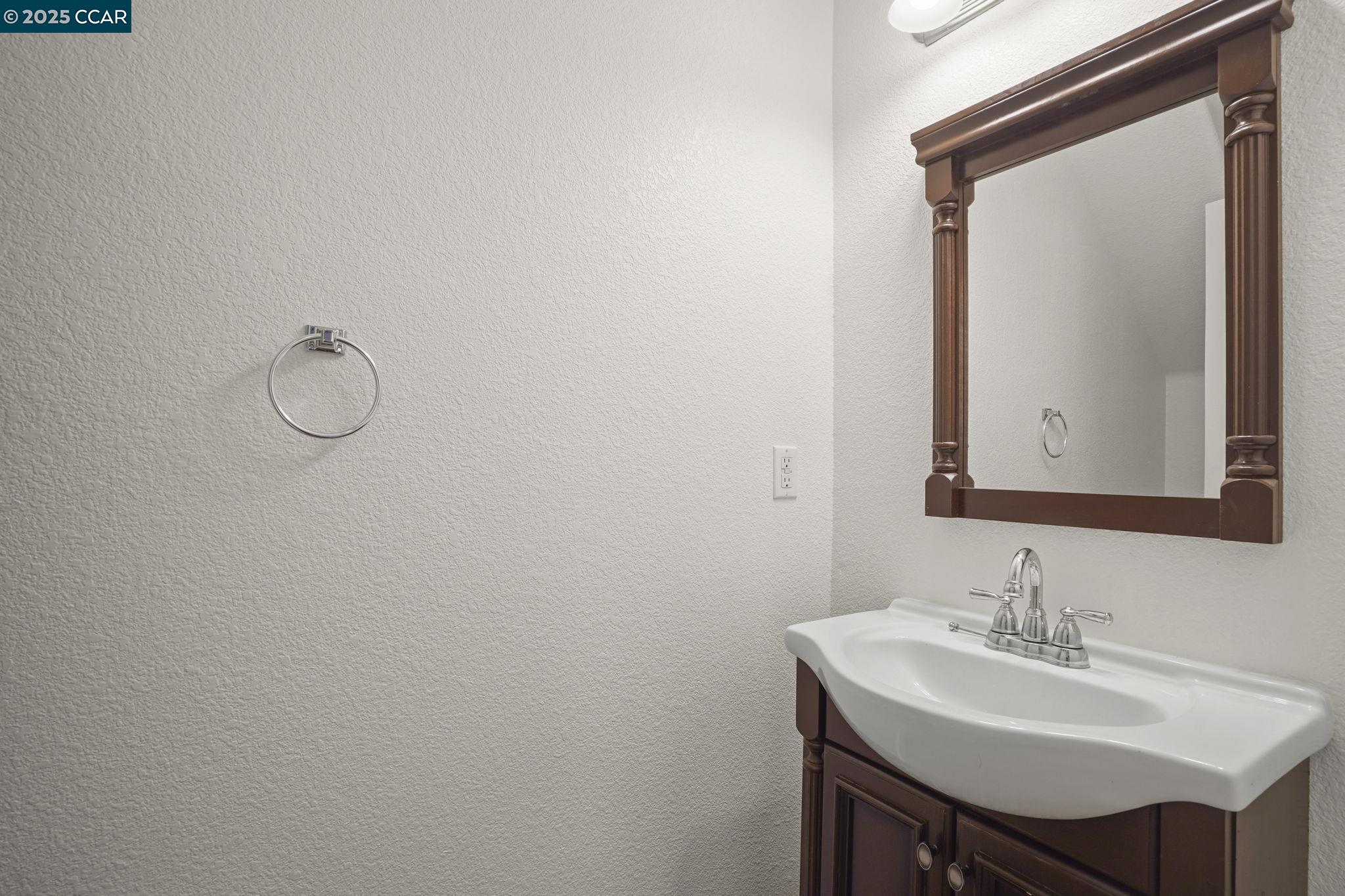 Detail Gallery Image 20 of 30 For 1347 Eisenhower Way, Brentwood,  CA 94513 - 3 Beds | 2/1 Baths