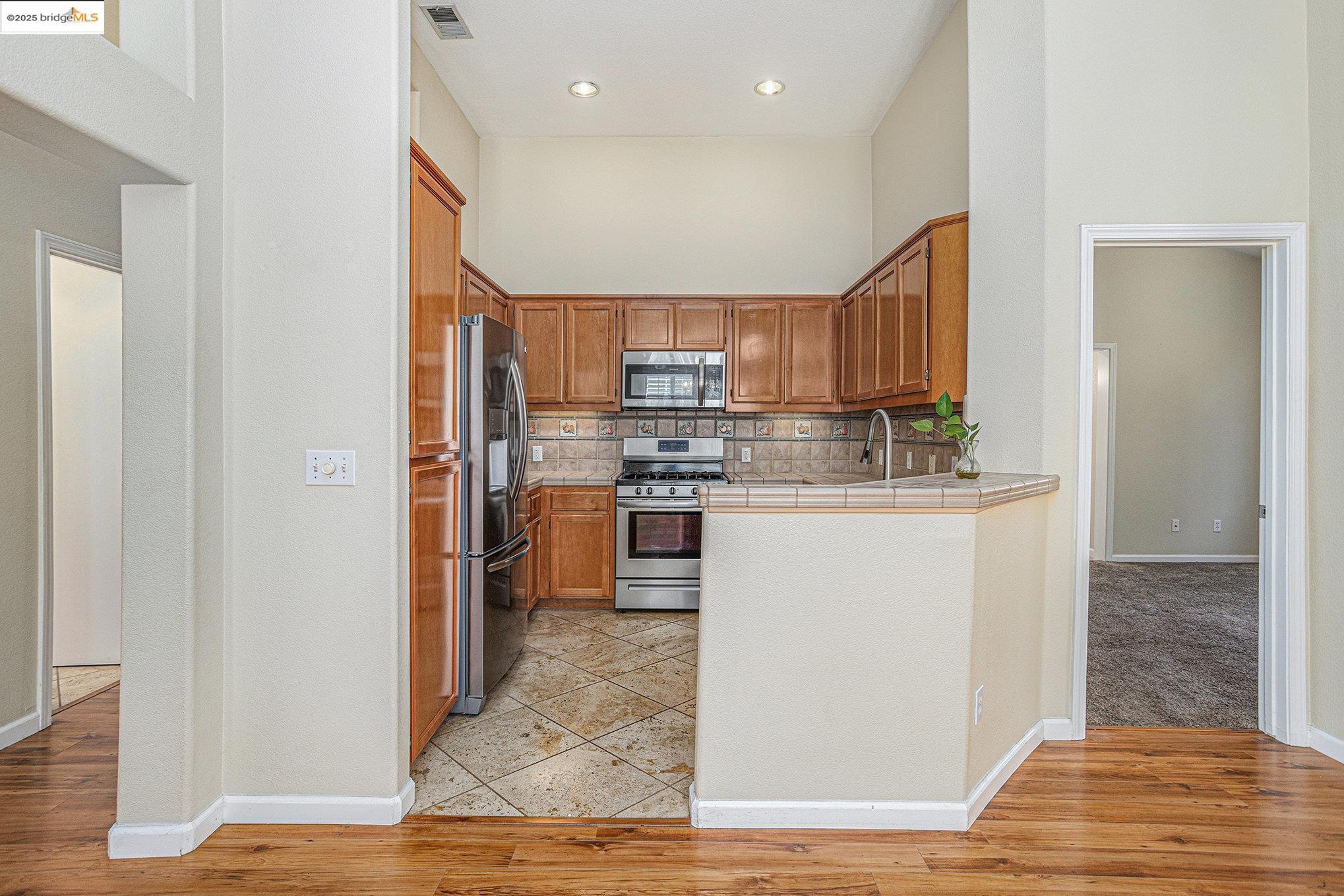 Detail Gallery Image 7 of 16 For 2006 Trailside Dr, Brentwood,  CA 94513 - 3 Beds | 2 Baths